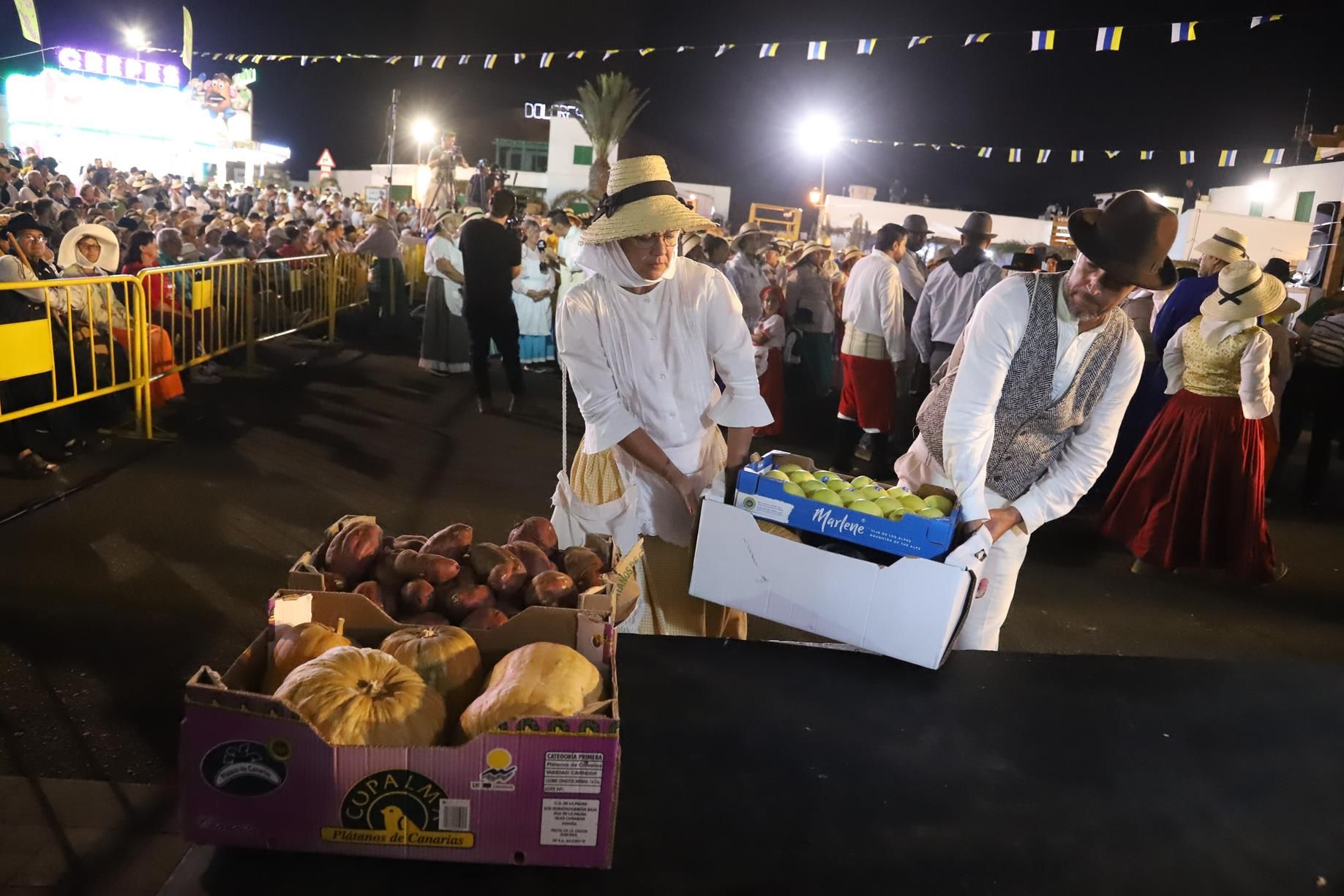 Ofrenda floral a la Virgen de Los Dolores, 2023