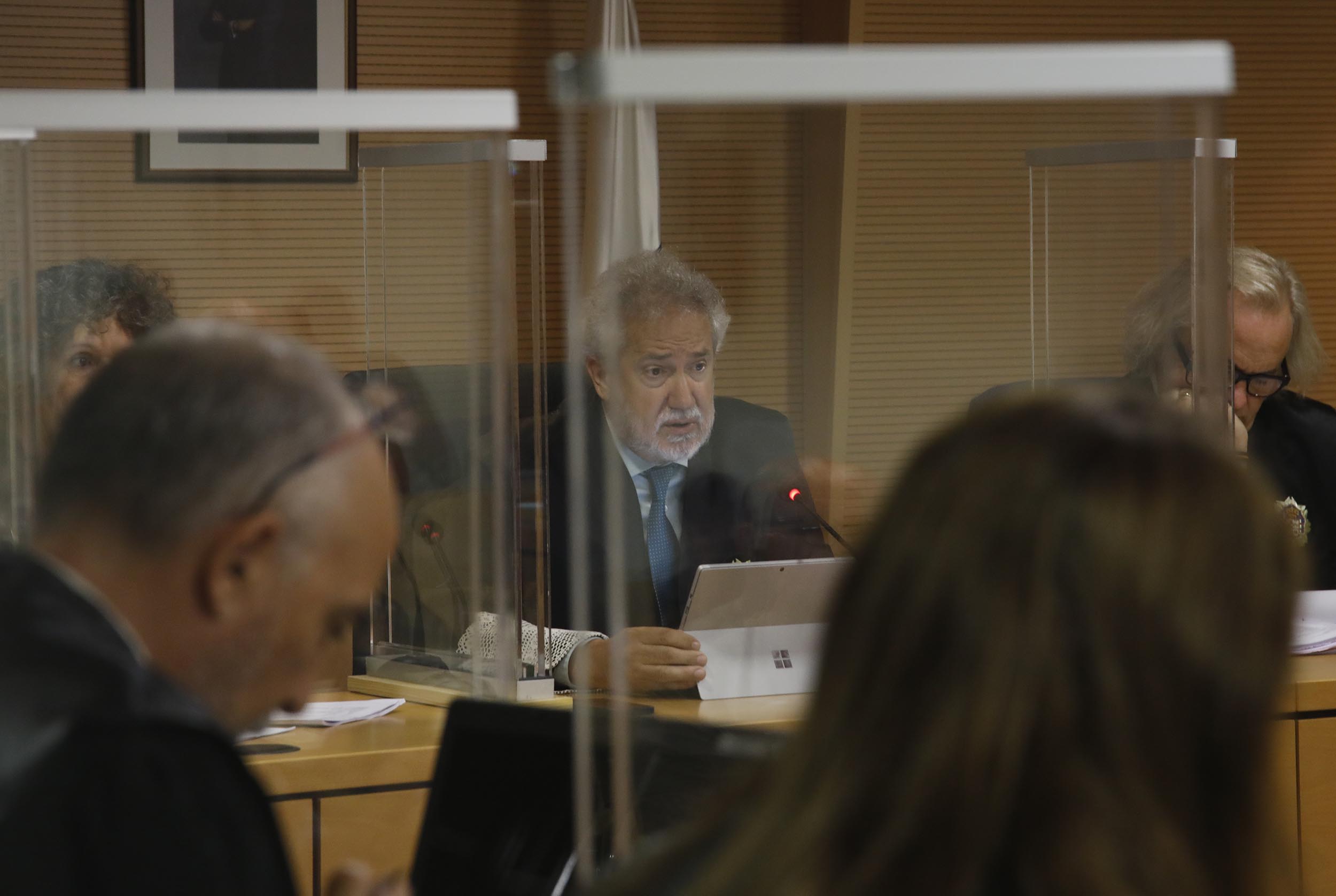  El juez Emilio Moya durante la celebración del juicio. Foto: José Luis Carrasco.