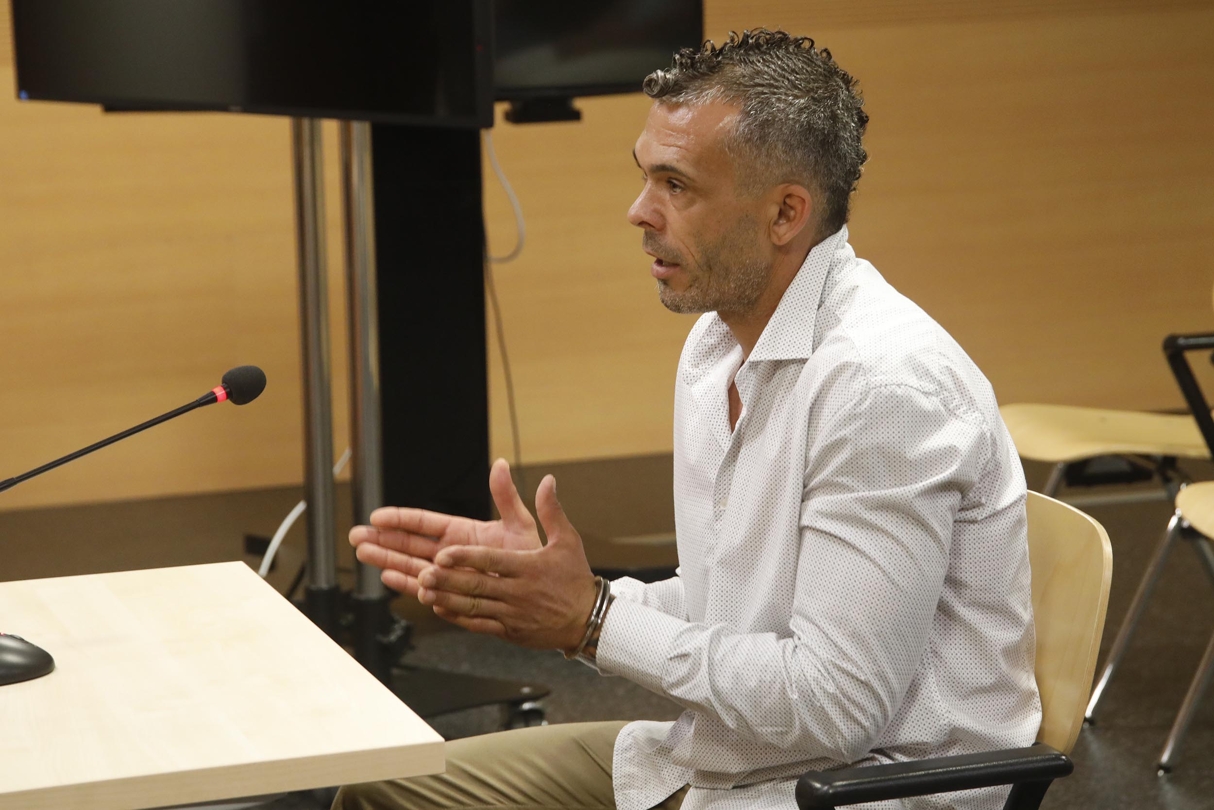 Uno de los acusados del asalto a una vivienda en La Florida (San Bartolomé). Foto: José Luis Carrasco.