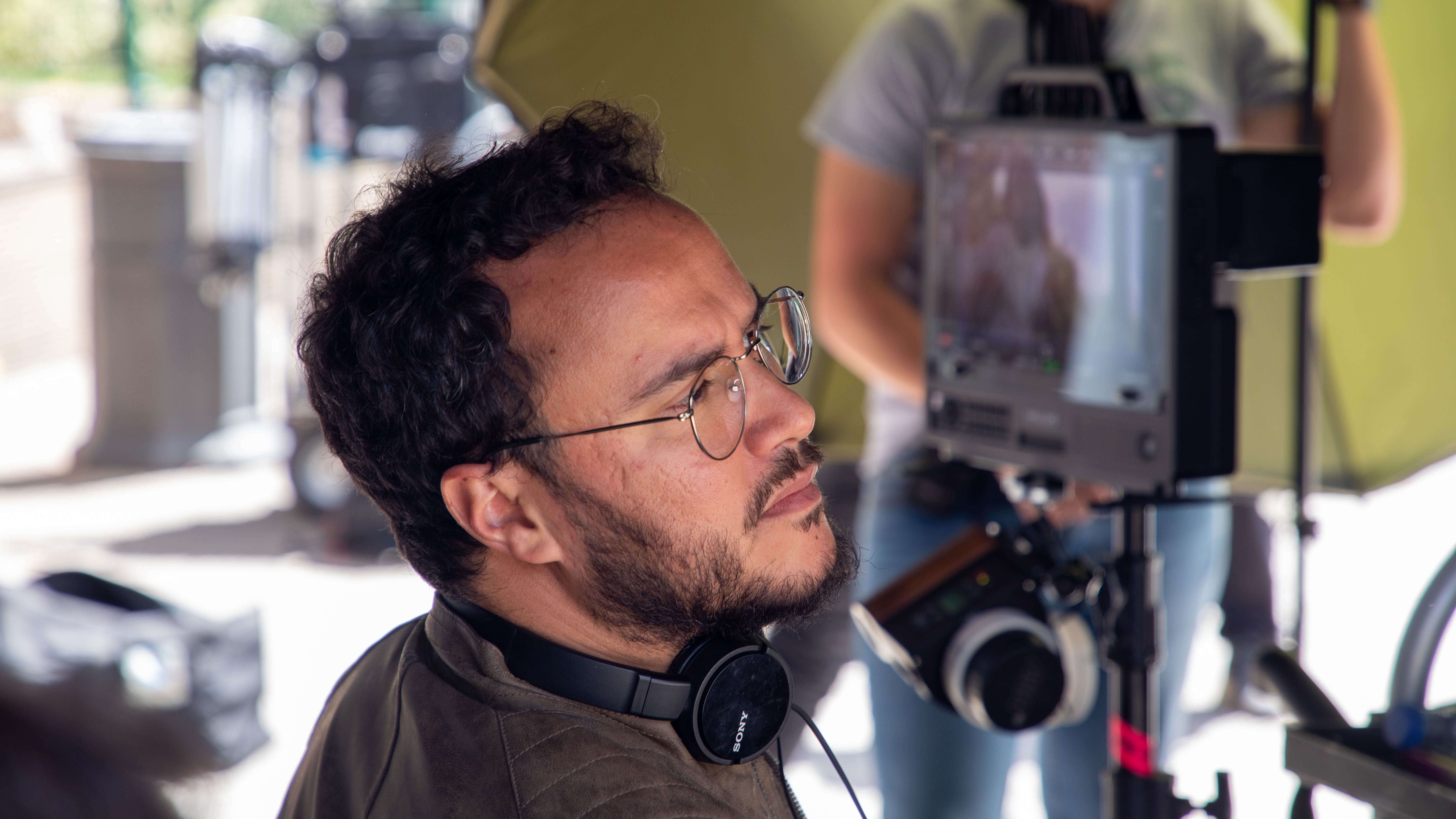 El director de cine Armando Ravelo durante el rodaje de 'Érase una vez en Canarias'.  FOTO: Sonia Hakansson.