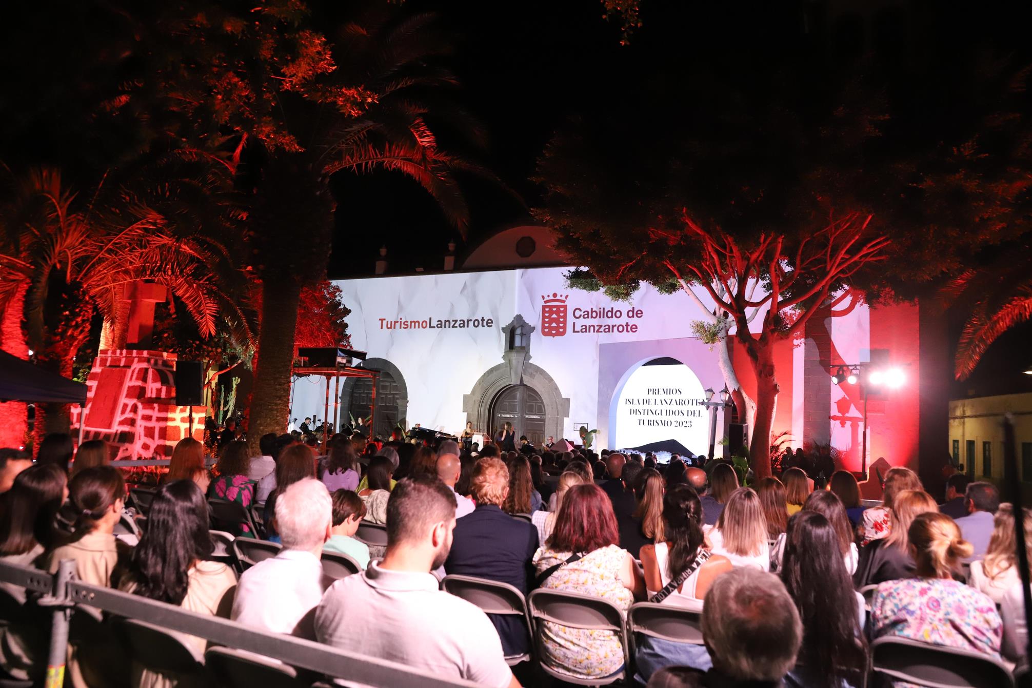 Premios Isla de Lanzarote y Distinguidos del Turismo 2023 (69) Premios Isla de Lanzarote y Distinguidos del Turismo 2023 (69)