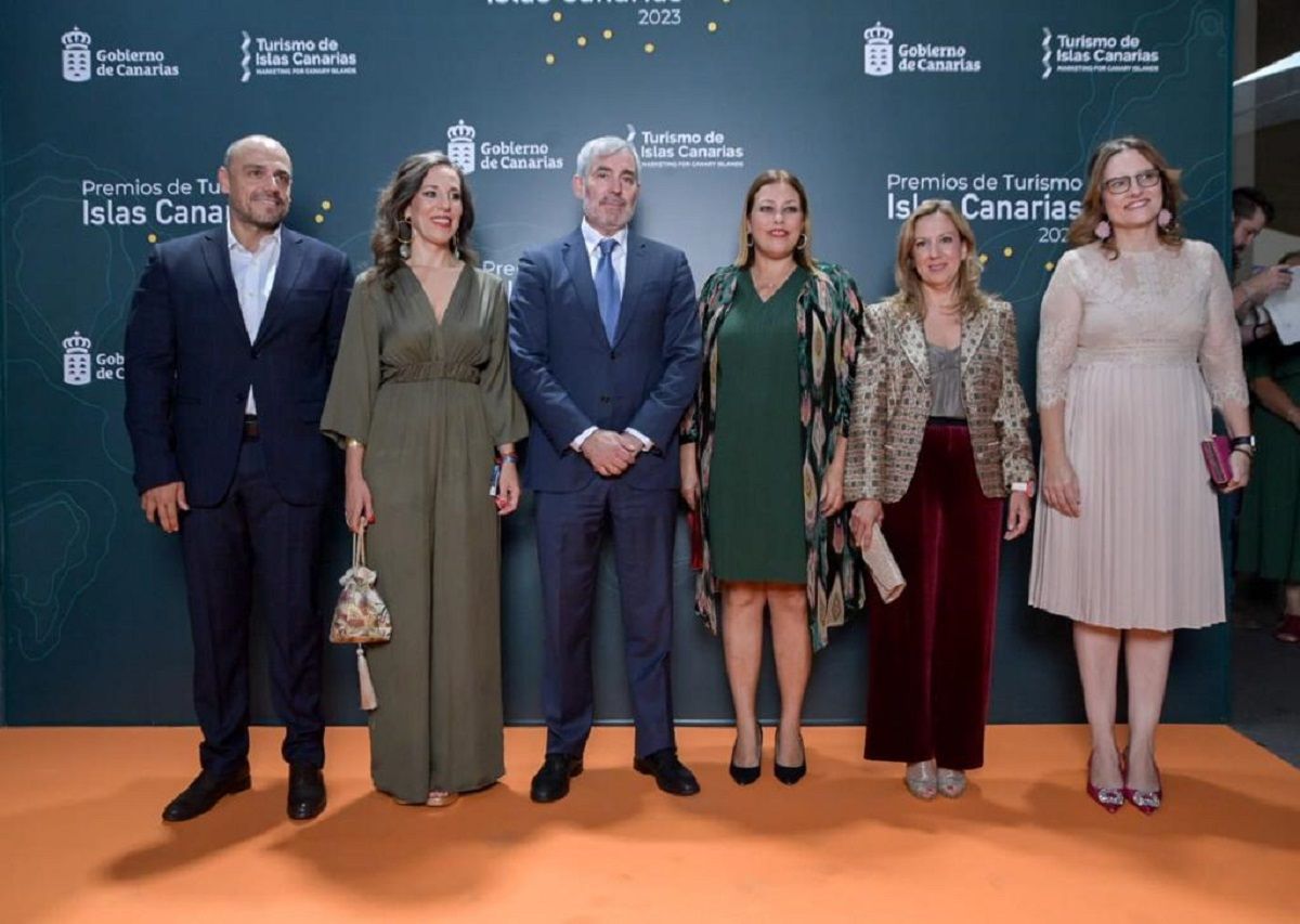 Principales autoridades de Canarias durante el acto de celebración del día mundial del Turismo