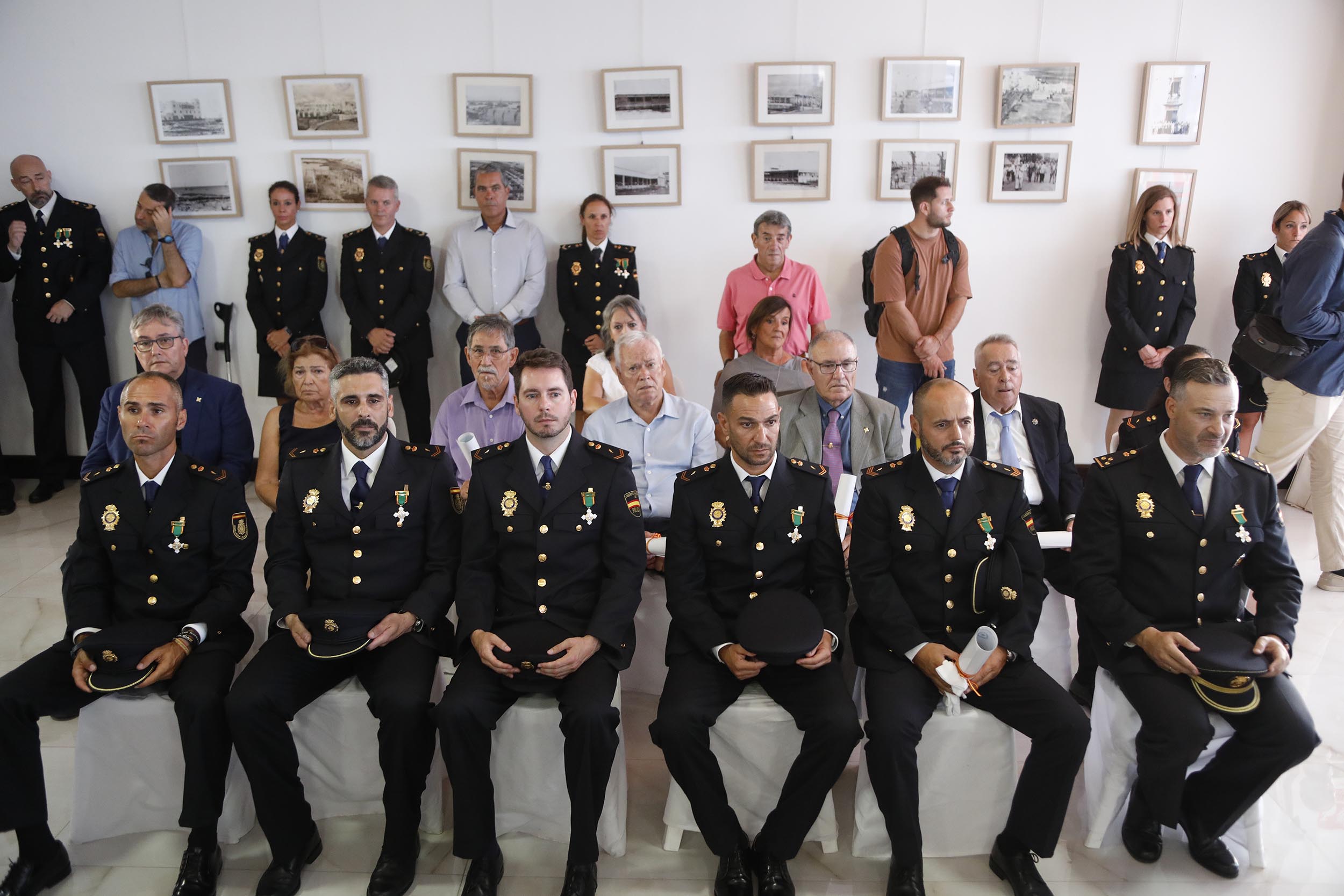 Acto con motivo del día de la Policía Nacional. Foto: José Luis Carrasco. Acto con motivo del día de la Policía Nacional. Foto: José Luis Carrasco.