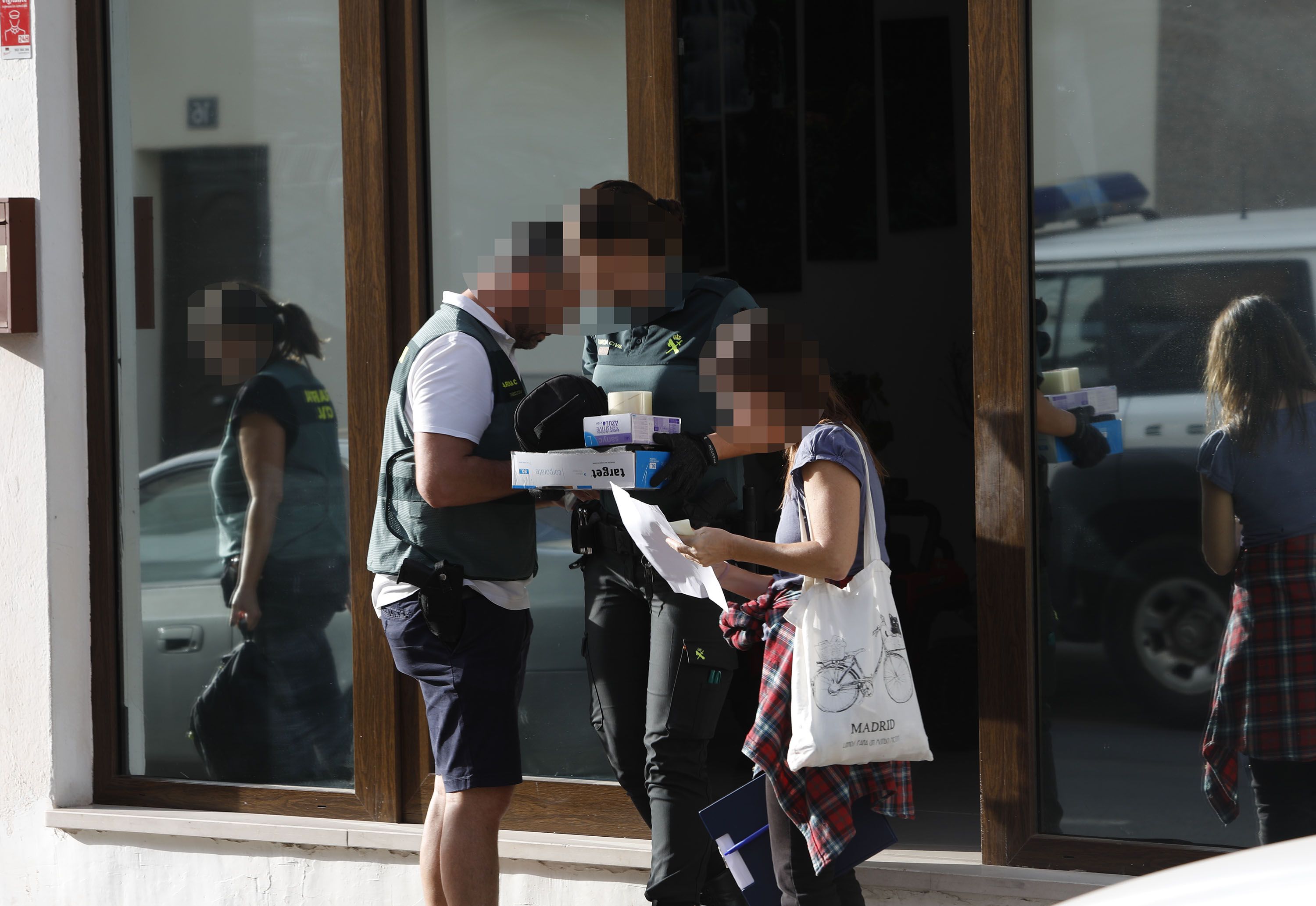 Operación de la Guardia Civil en Arrecife. Foto: José Luis Carrasco.