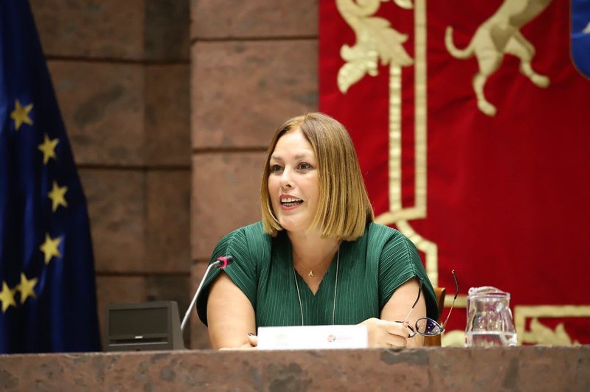 Astrid Pérez en el Día de la Salud Mental en el Parlamento de Canarias