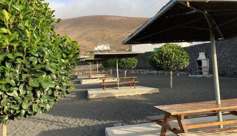 af2e4b22 f14d 48e3 90ae 52e3b9c0bac7