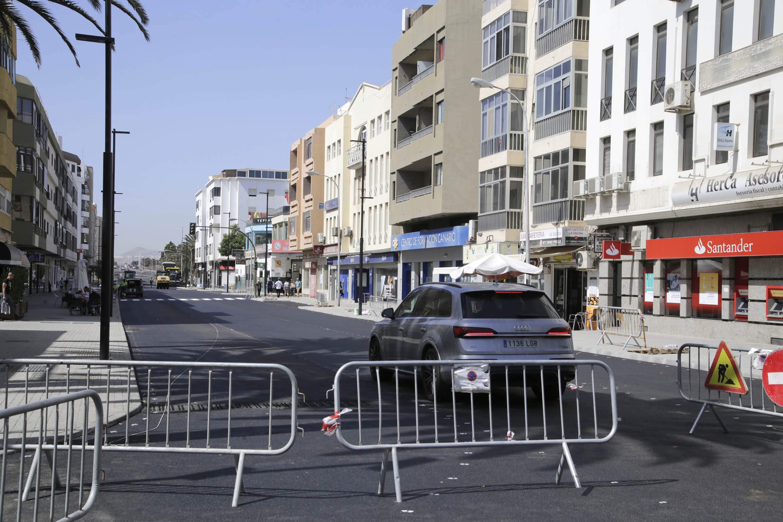 Asfaltado de la calle Manolo Millares. Fotos: José Luis Carrasco. Asfaltado de la calle Manolo Millares. Fotos: José Luis Carrasco.