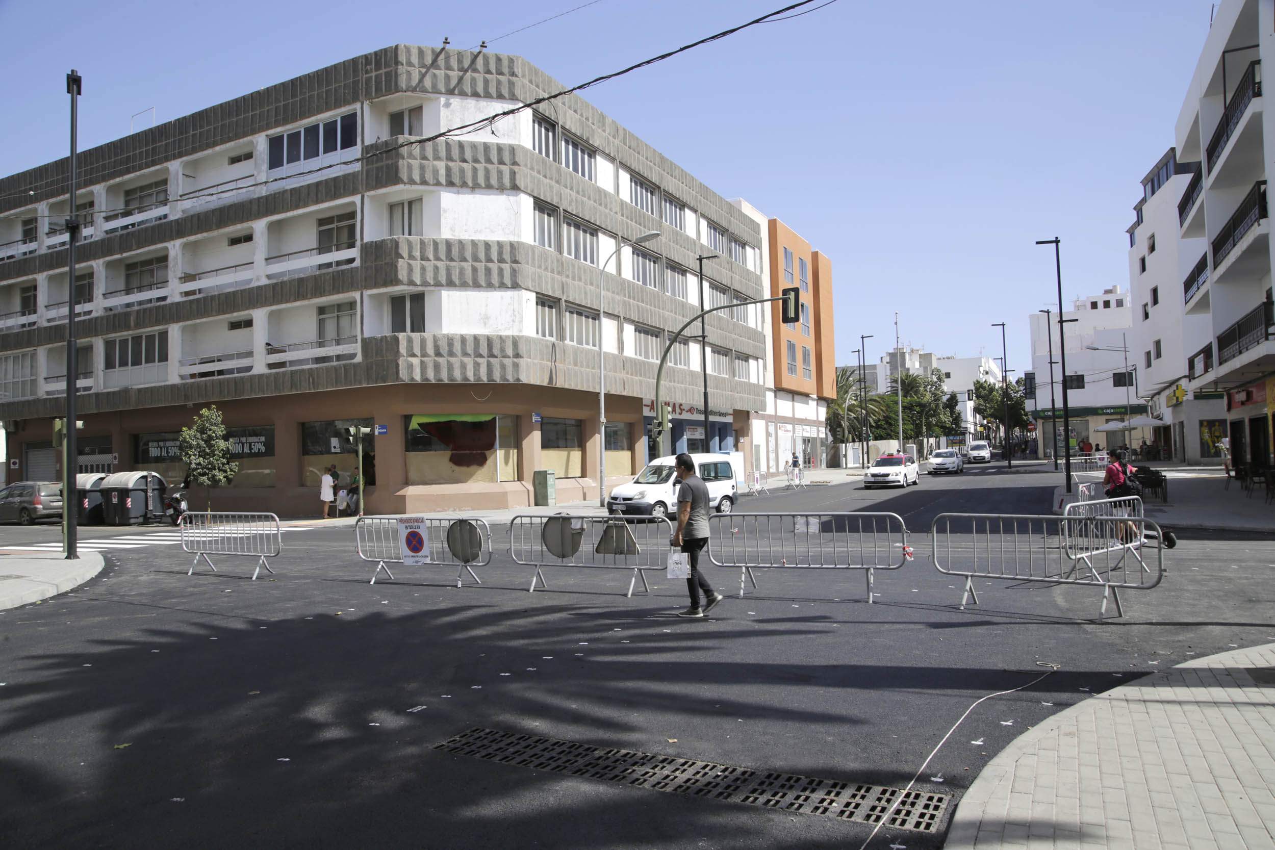 Asfaltado de la calle Manolo Millares. Fotos: José Luis Carrasco. Asfaltado de la calle Manolo Millares. Fotos: José Luis Carrasco.