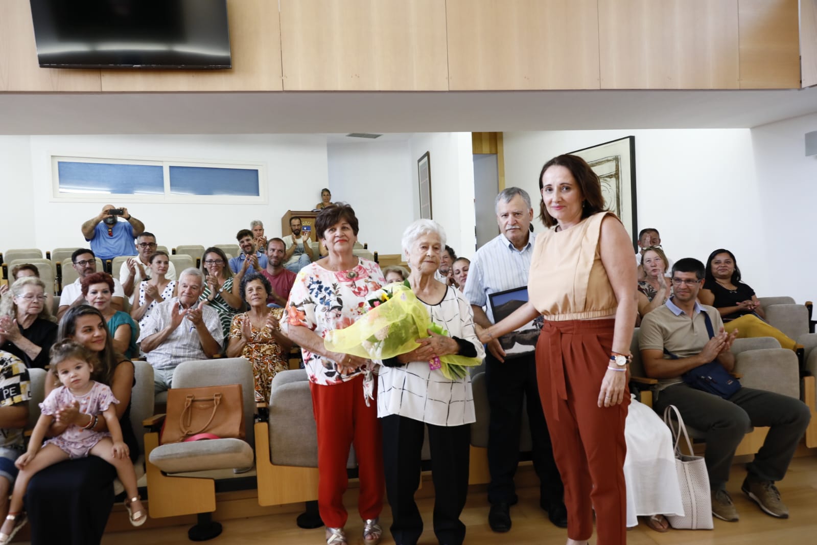 La vecina conejera Guillermina Rodríguez Cruz, distinguida como mujer rural de Tías 2023
