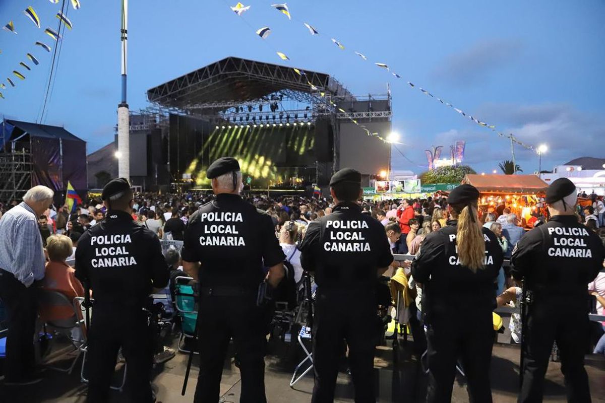 Detenido un hombre que eyaculó sobre una mujer en mitad de un concierto en Arrecife