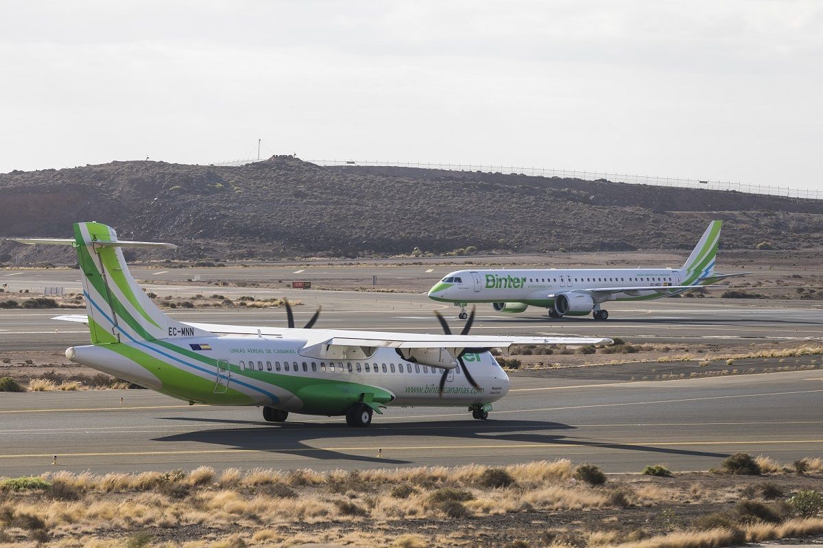 Dos aviones de la aerolínea Binter