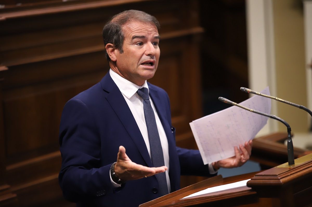 El portavoz de educación del PSOE, Marcos Hernández 