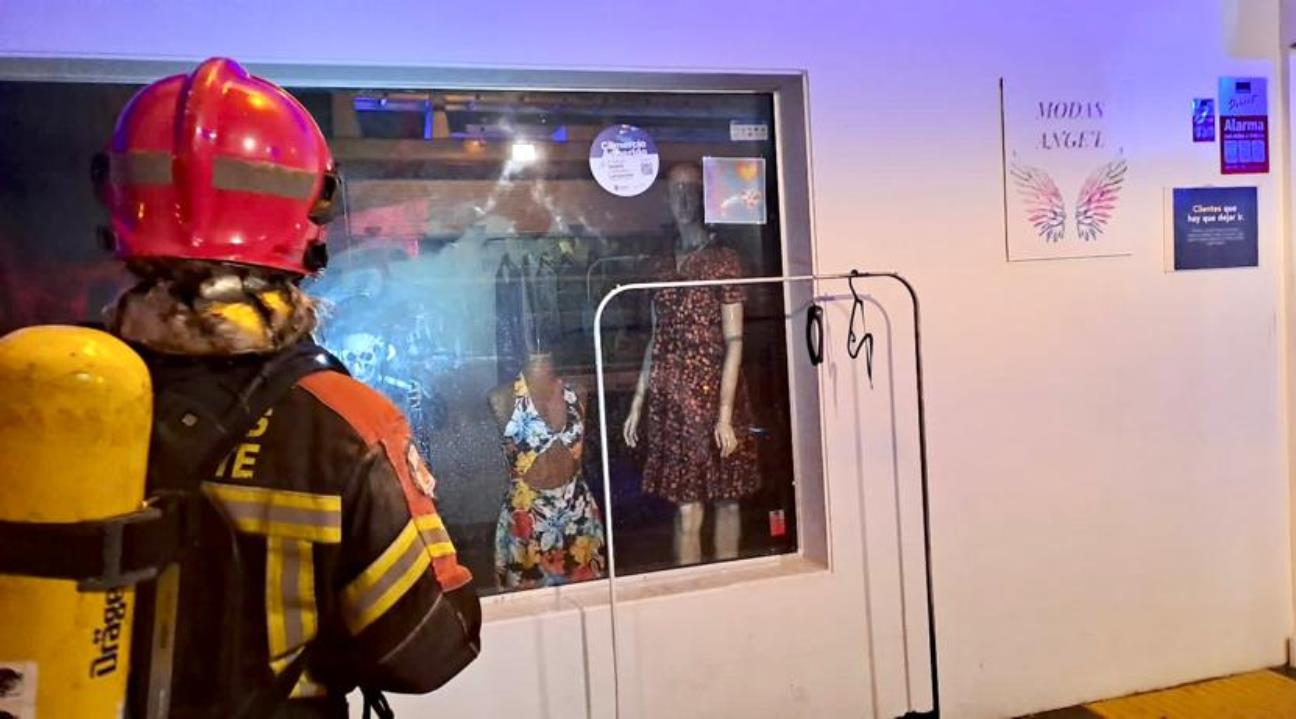 Incendio en una tienda de Arrecife