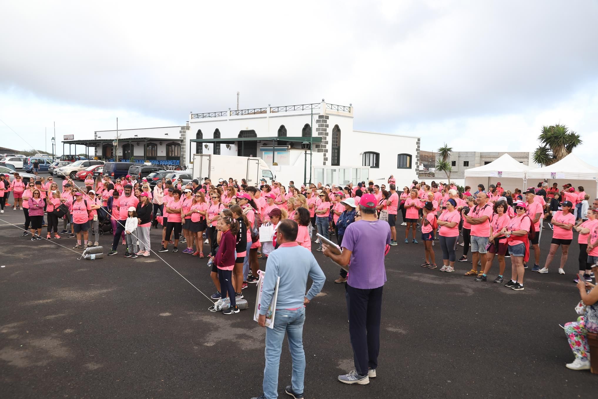 Caminata de AFOL por el Día contra el cáncer de mama
