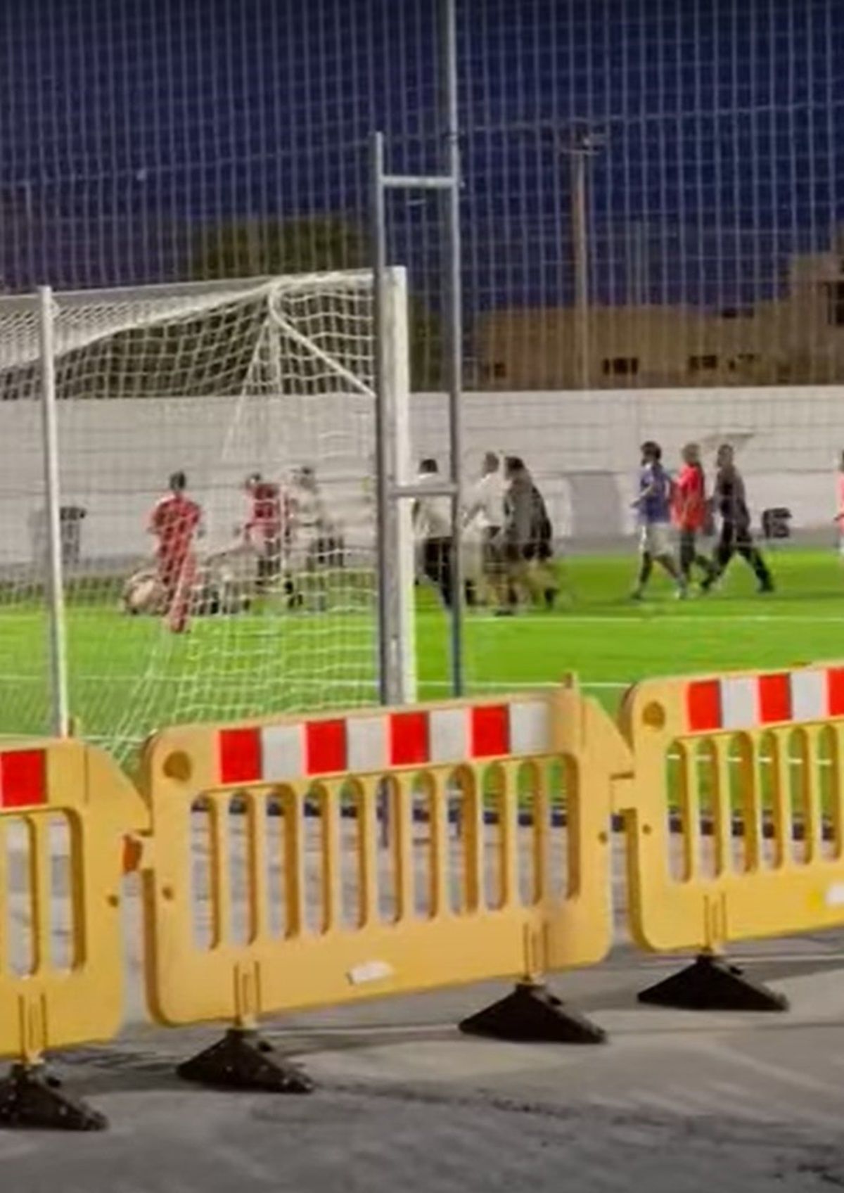 La pelea en el partido de fútbol entre los clubes Arrecife y Puerto del Carmen