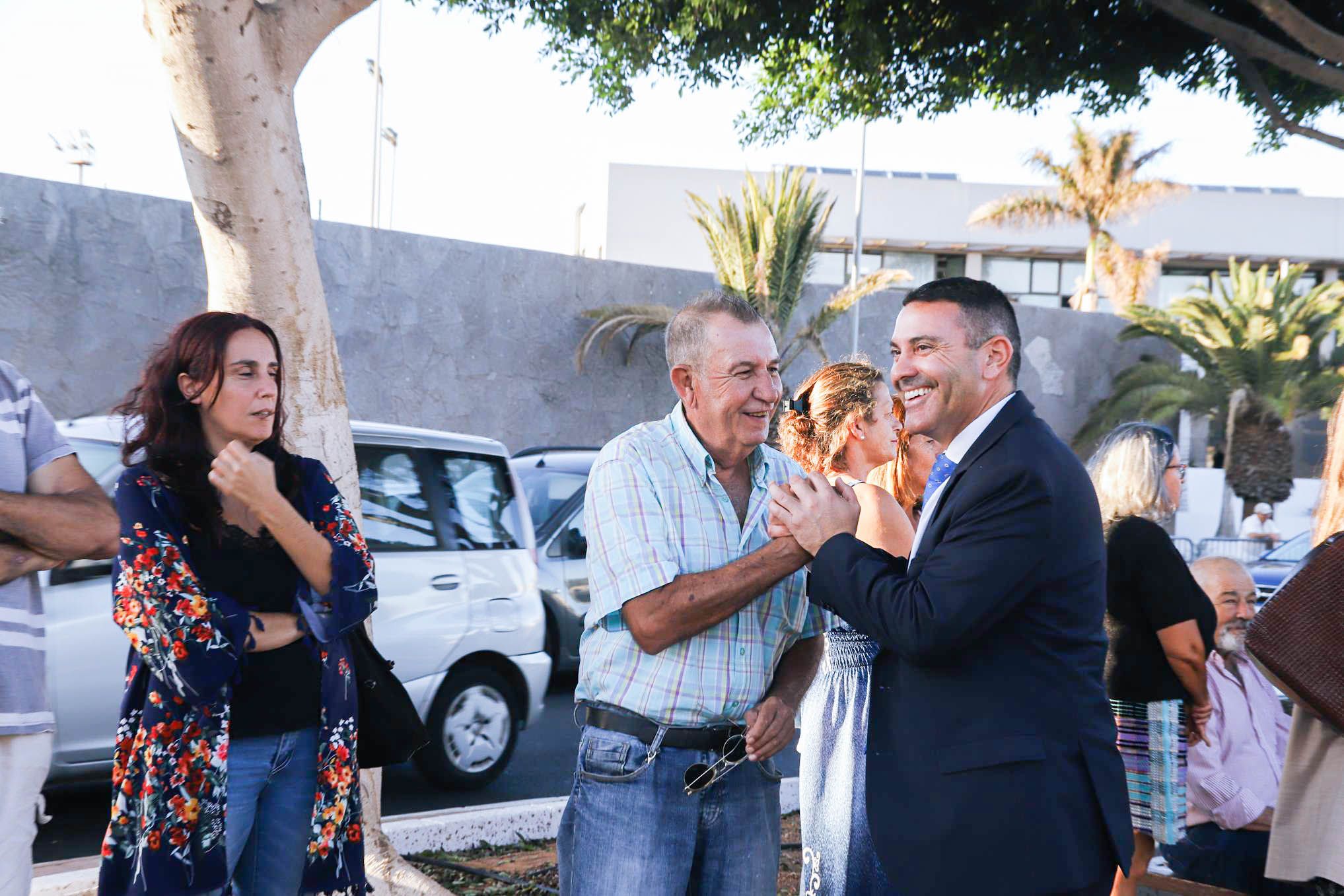 Inauguración de la escultura homenaje a las mujeres conserveras de Lanzarote