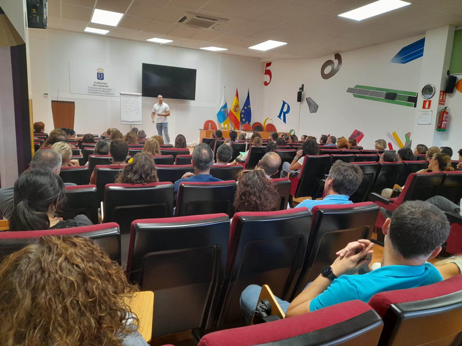 Encuentro del Proyecto 'Acompañando la Alta Capacidad' del Gobierno de Canarias Encuentro del Proyecto 'Acompañando la Alta Capacidad' del Gobierno de Canarias