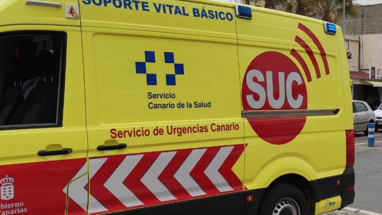 Ambulancia del Servicio de Urgencias Canario