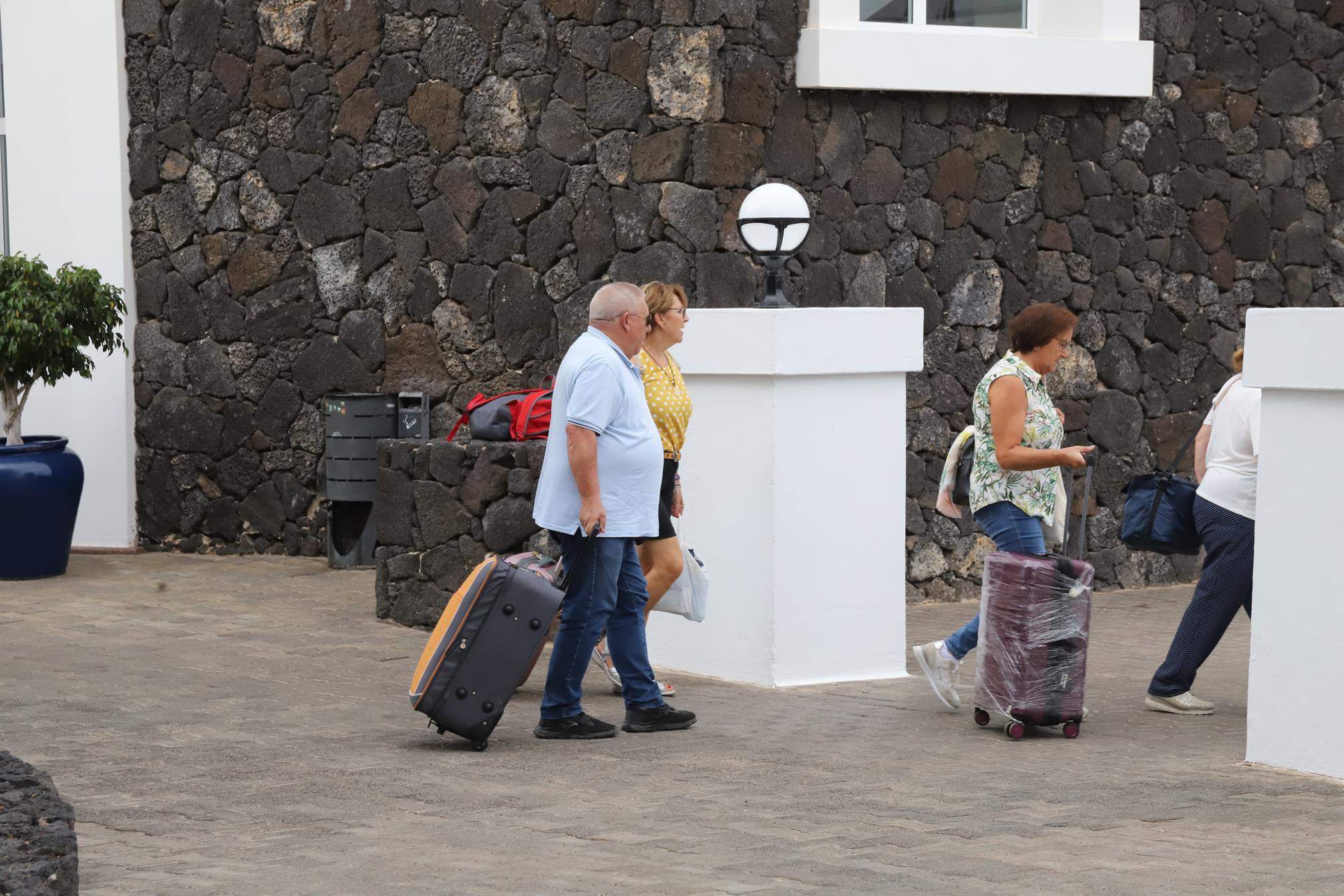 Turistas en Lanzarote en una imagen de archivo. Foto: La Voz de Lanzarote.