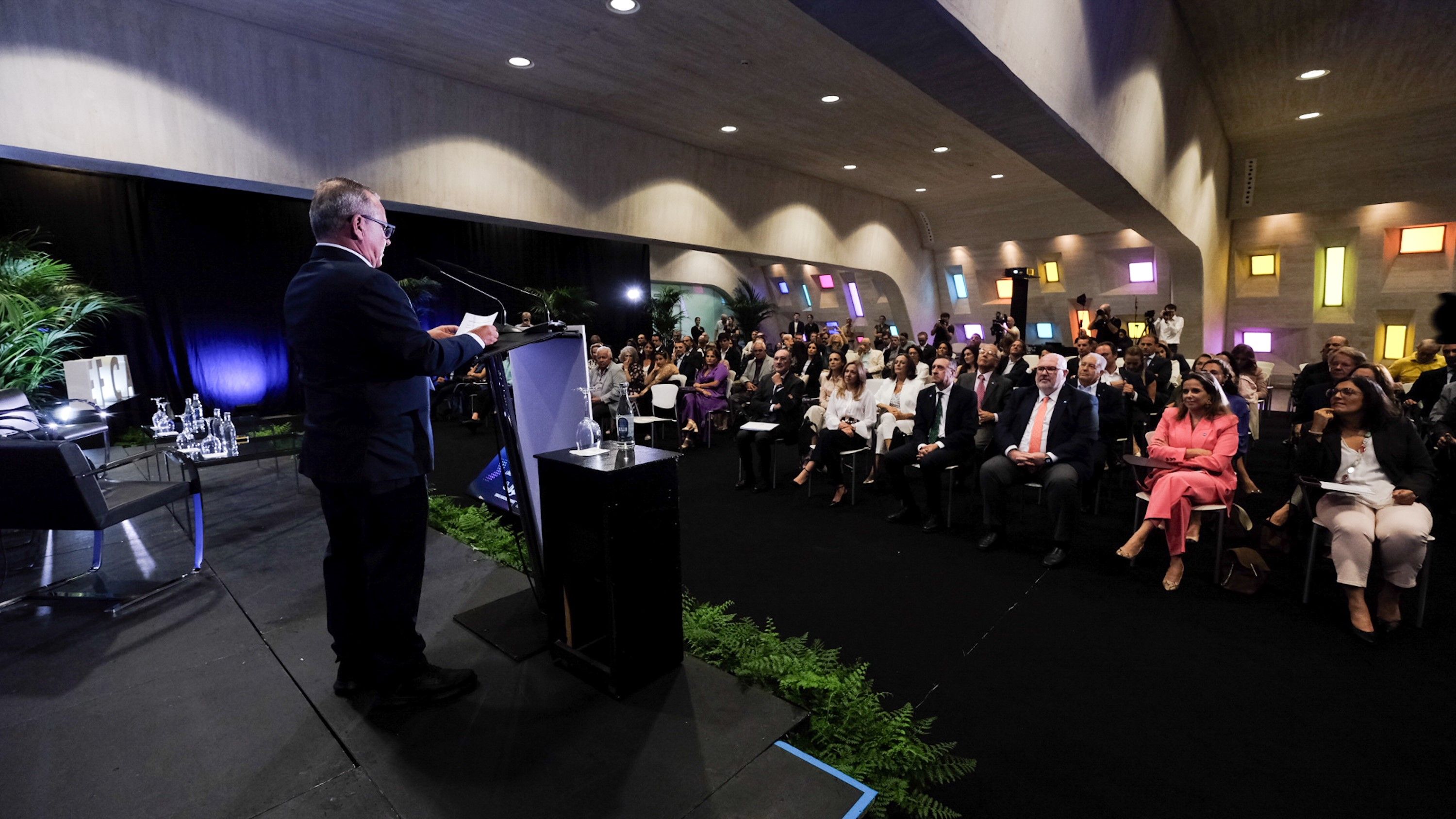 Federico Romero narra su discurso ante empresarios, autoridades y acompañantes en II Gongreso EFCA Federico Romero narra su discurso ante empresarios, autoridades y acompañantes en II Gongreso EFCA