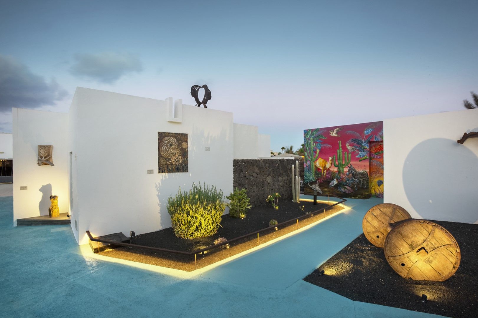 Jardines de la residencia artística de Nautilus Lanzarote en Puerto del Carmen. Foto: Nautilus Lanzarote