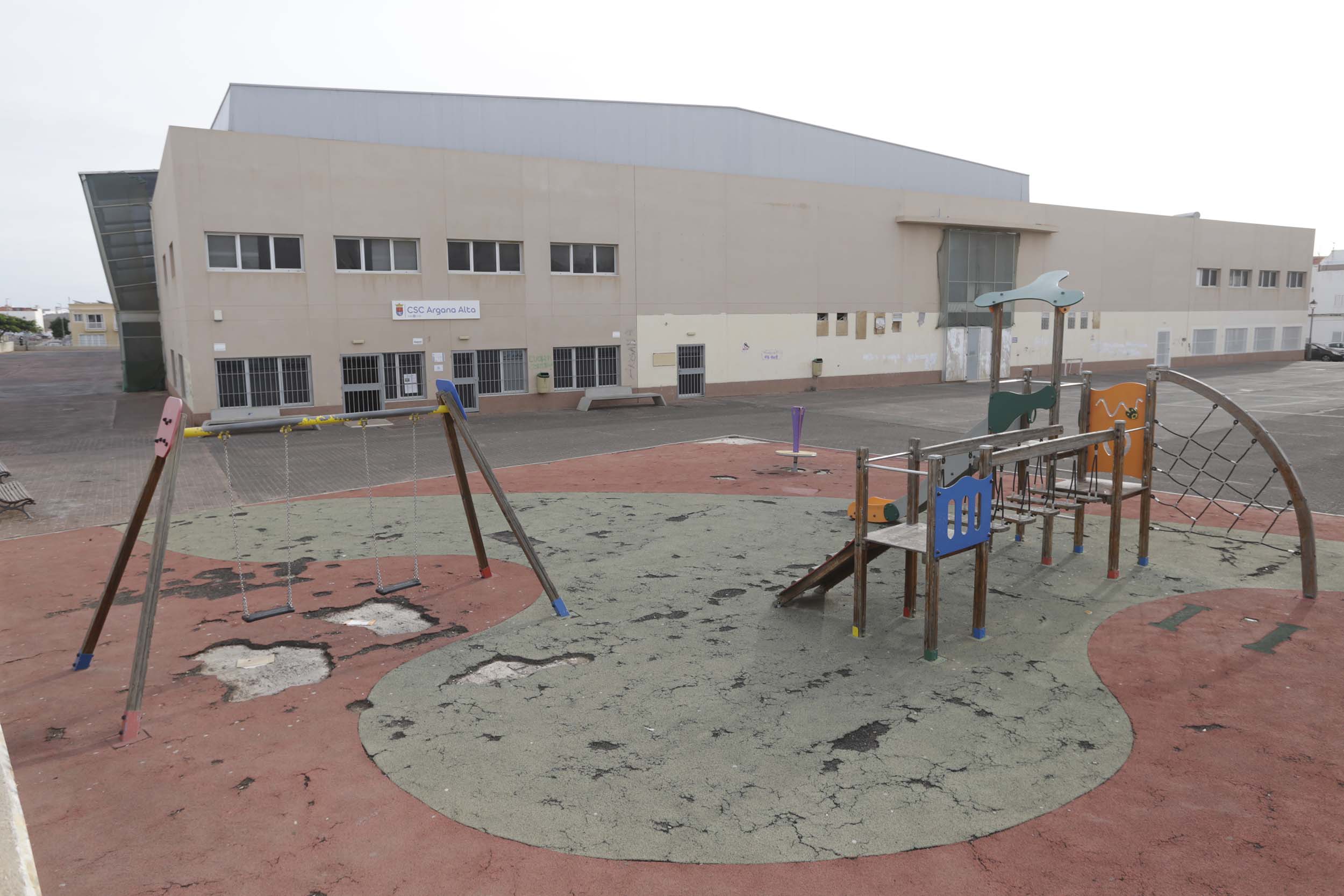 Pabellón Deportivo de Argana Alta en noviembre de 2023. Foto: José Luis Carrasco.