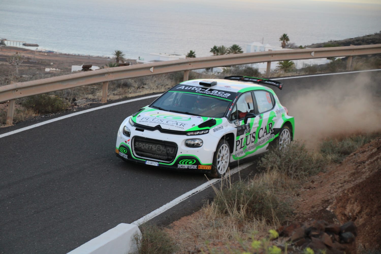 Jornada del sábado del Rallye Orvecame-Isla de Lanzarote (Fotos: Alejandro Rodríguez) Jornada del sábado del Rallye Orvecame-Isla de Lanzarote (Fotos: Alejandro Rodríguez)
