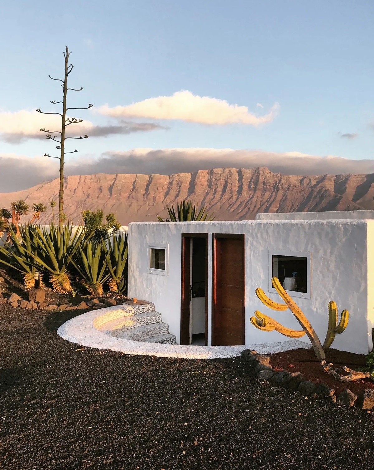 Vista de Famara (Foto: Clemence Belloir-VogueSpain)