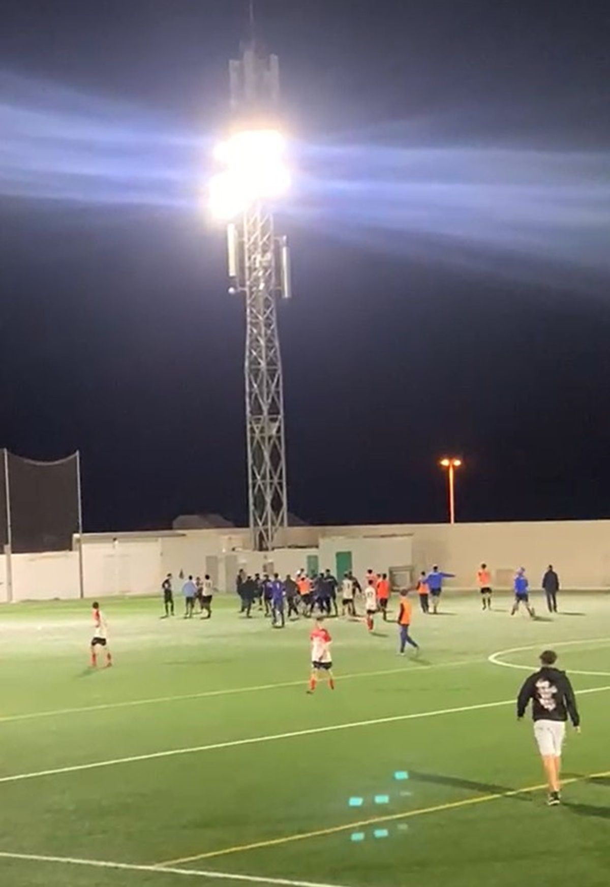 Pelea en el campo de fútbol de Tías