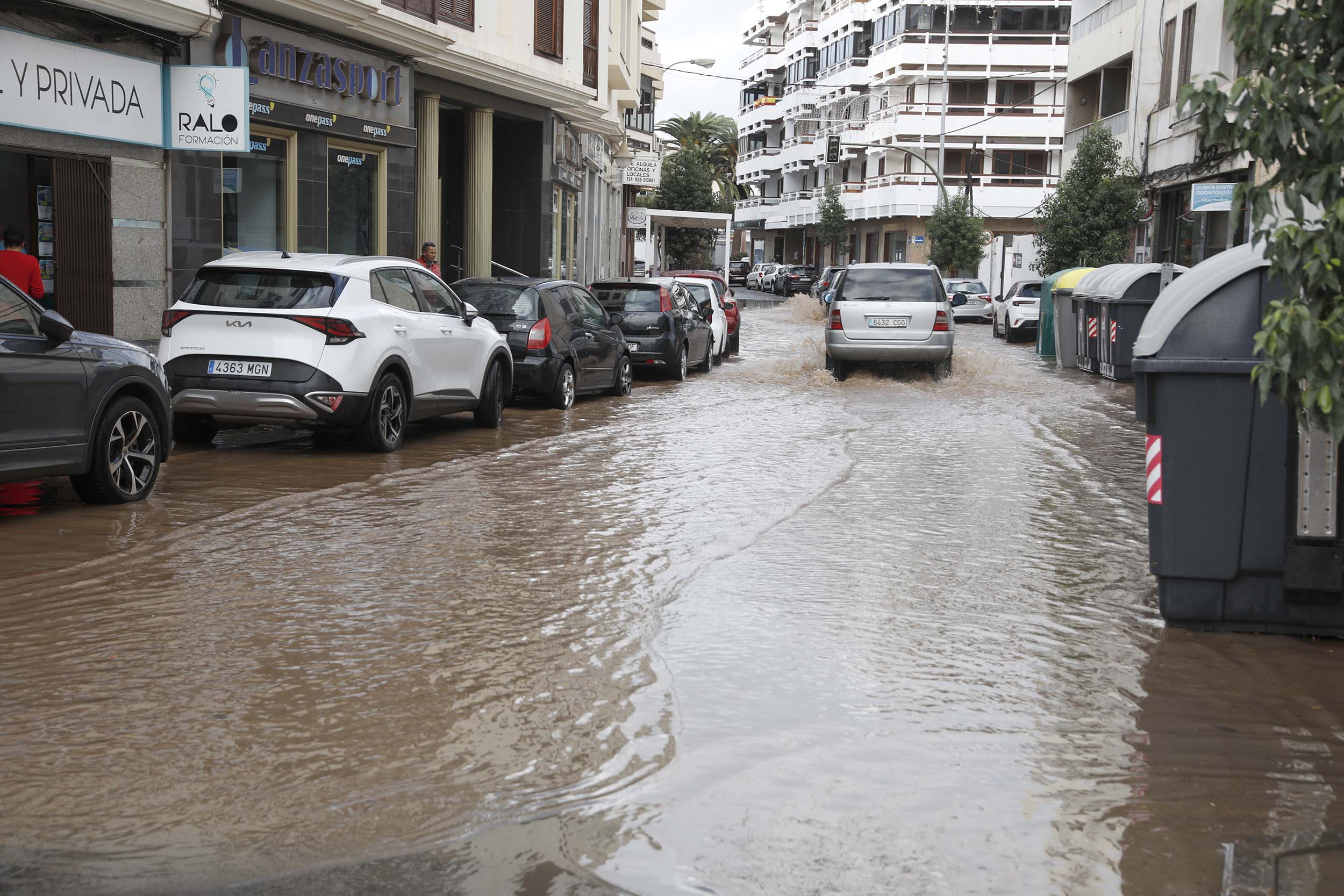 Lluvias en Arrecife (Fotos: José Luis Carrasco y cedidas) Lluvias en Arrecife (Fotos: José Luis Carrasco y cedidas)