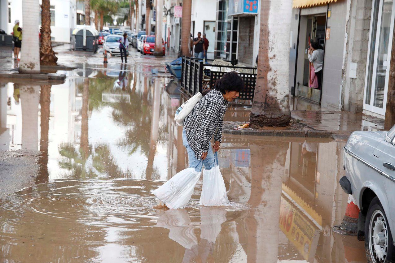 Inundaciones en la calle Triana de Arrecife