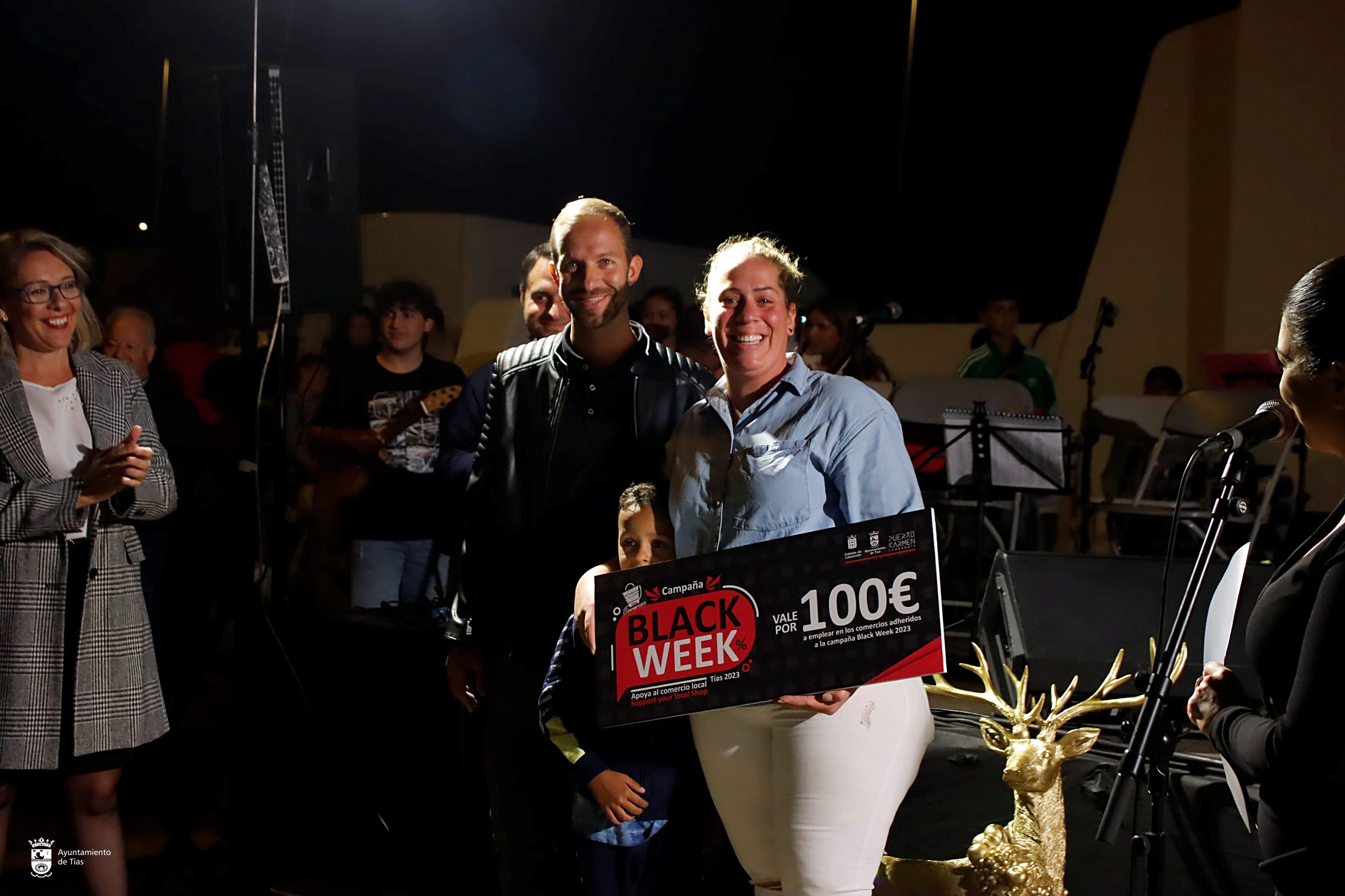 Ganadores de Black Week y Escaparate Navideño de Tías Ganadores de Black Week y Escaparate Navideño de Tías