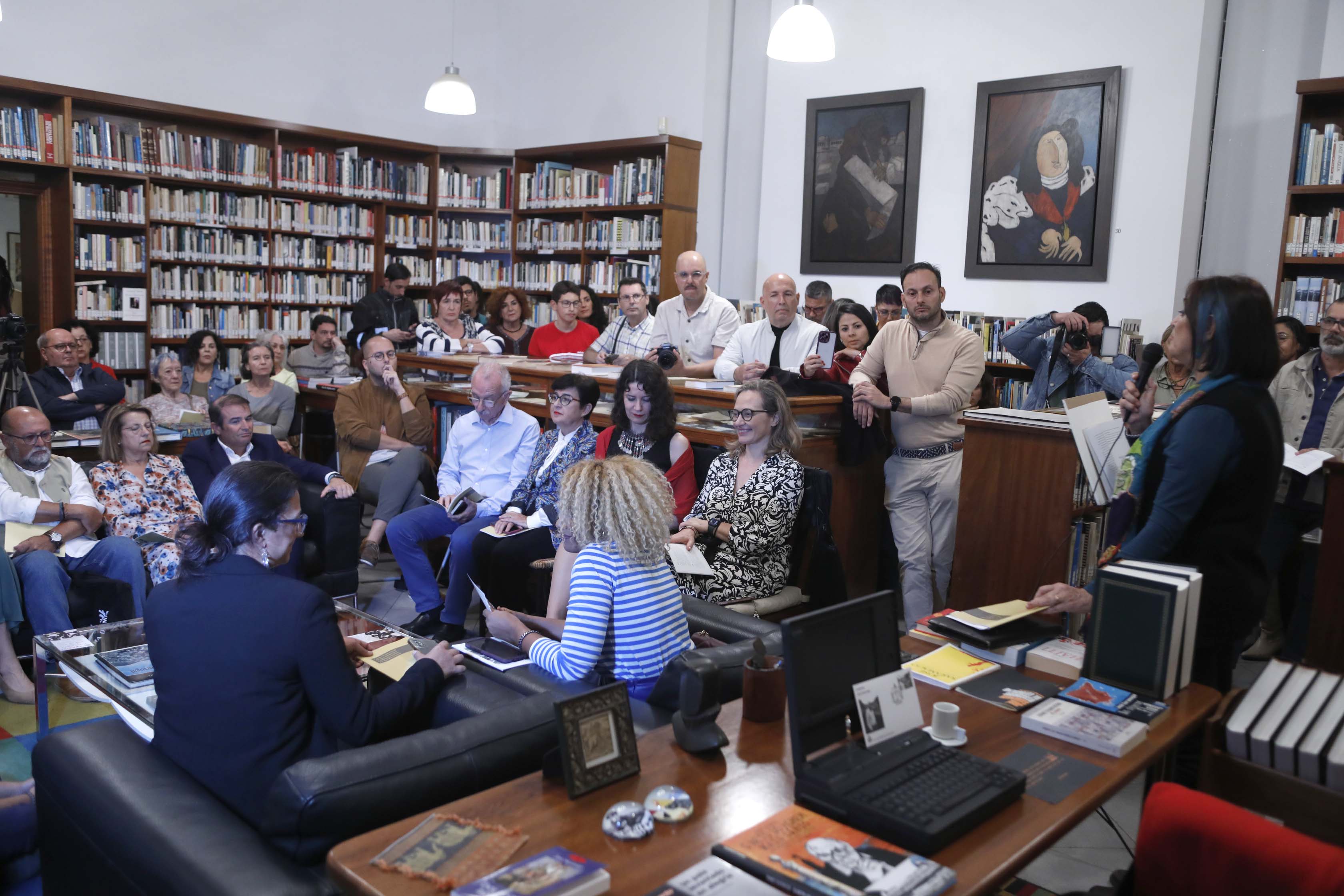 Personalidades de la política y la cultura en el homenaje al 25º aniversario del Nobel a José Saramago. Foto: José Luis Carrasco.