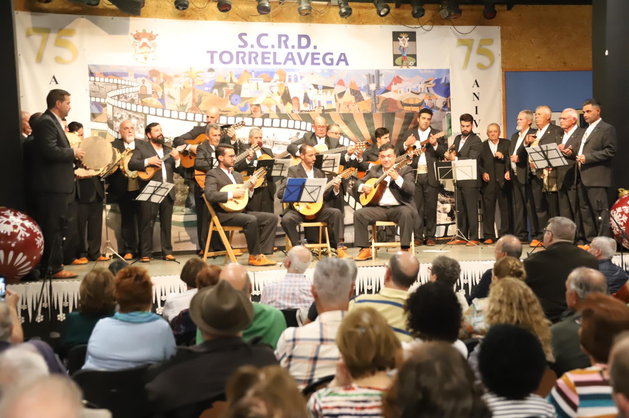 Actuación del grupo Rancho de Pascua Archinech' Actuación del grupo Rancho de Pascua Archinech'