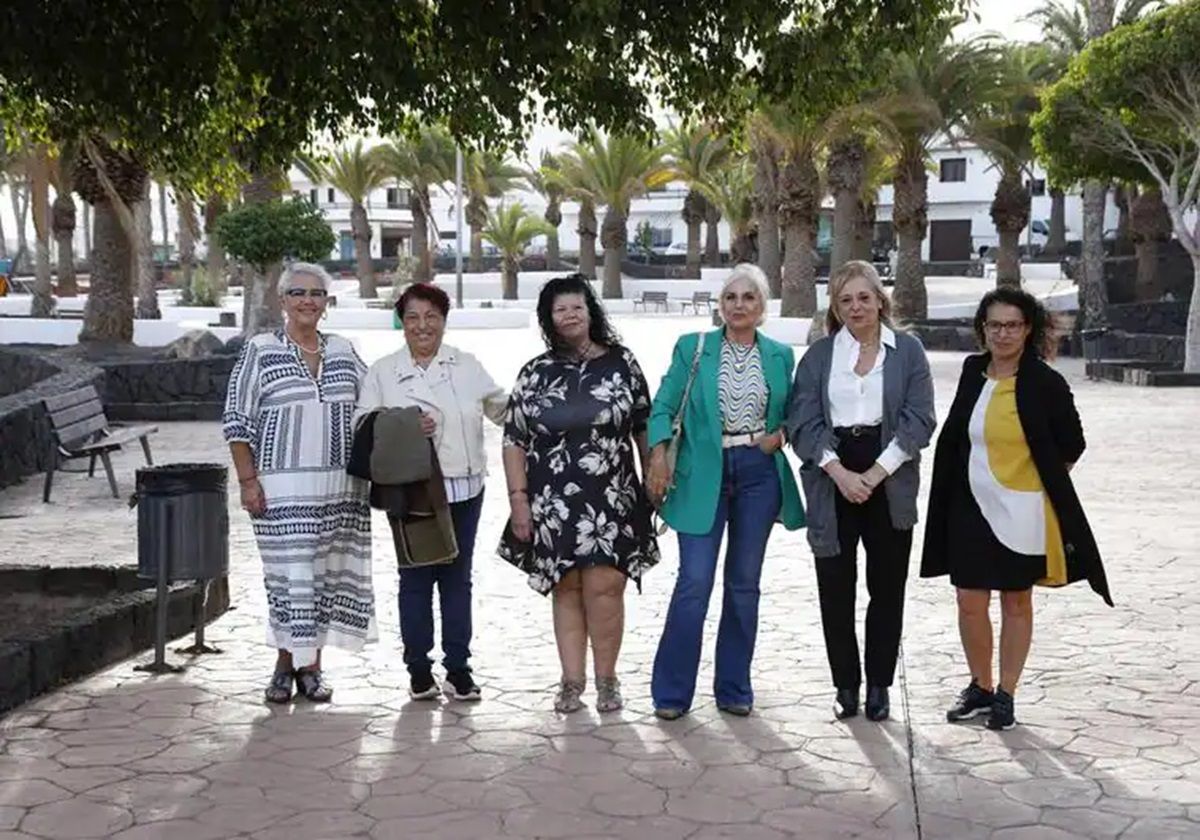 Las seis mujeres que forman parte de la asociación