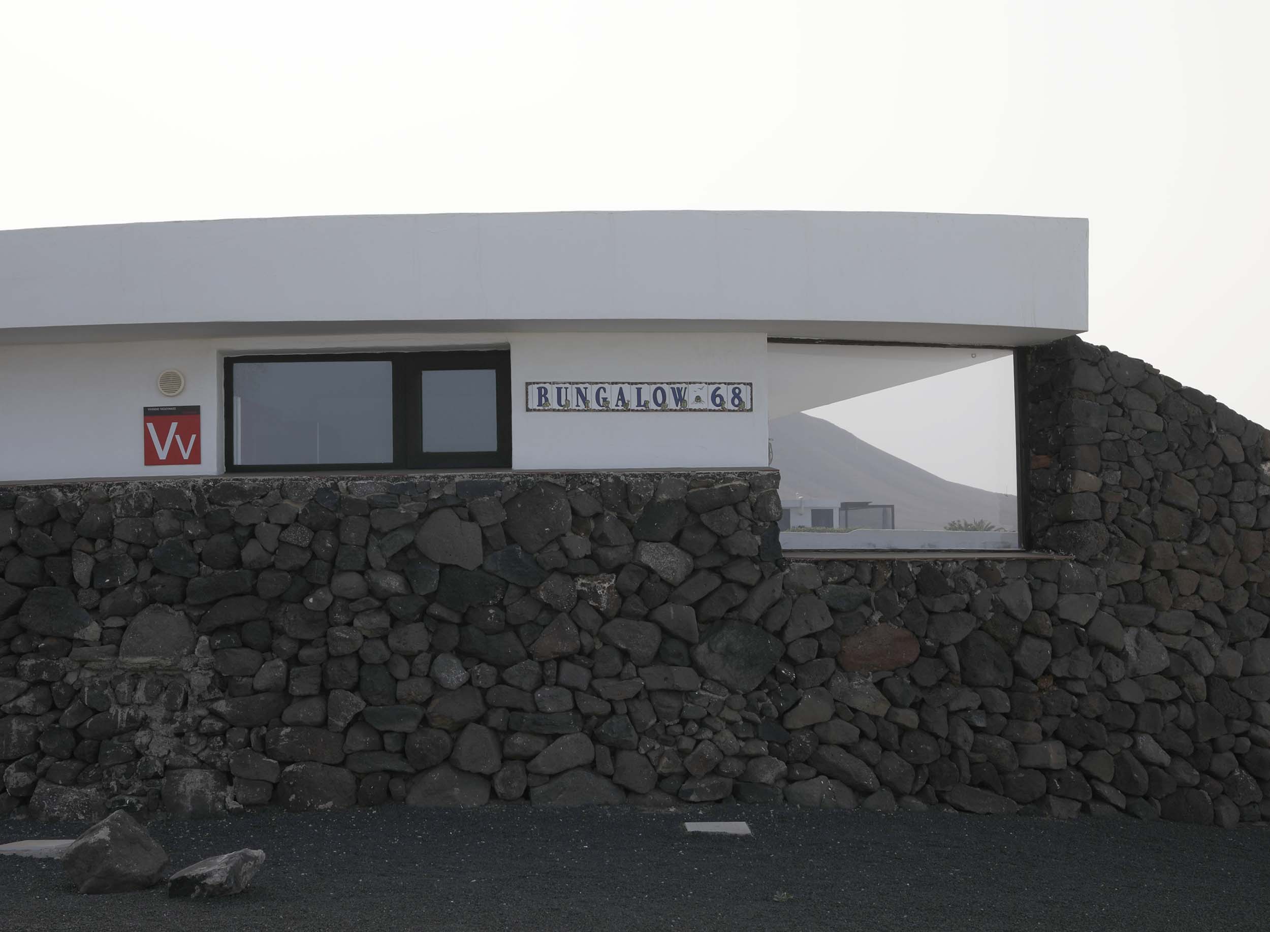 Un bungalow como vivienda vacacional en Caleta de Famara. Foto: José Luis Carrasco.