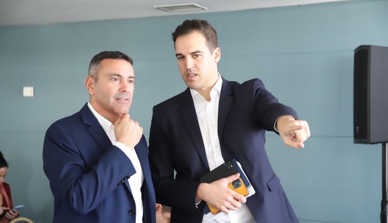 PRESENTACIÓN PROYECTO CM1000x2030 (1)