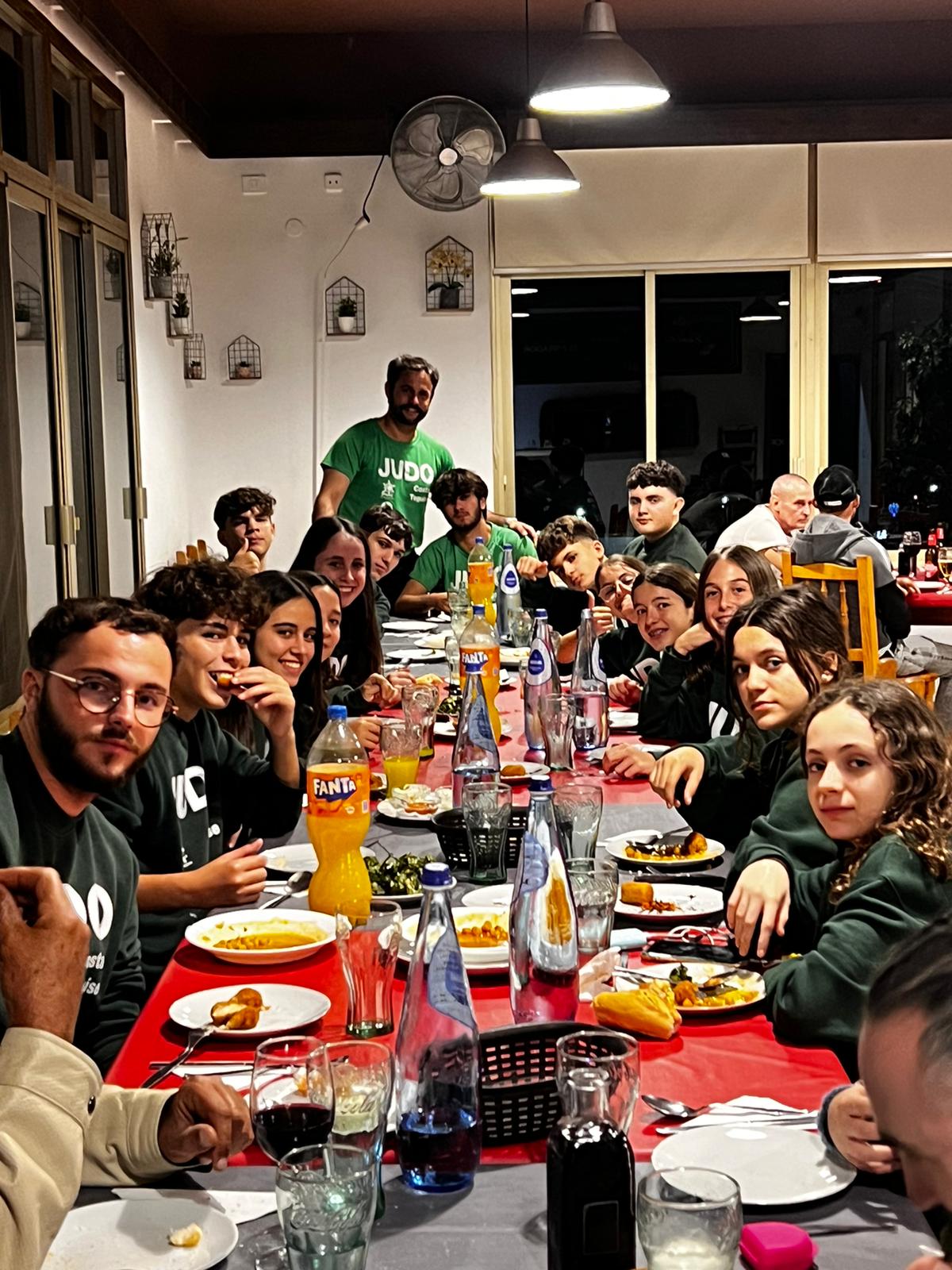 Los participantes del  'Club de Judo Costa Teguise' en la Copa de España