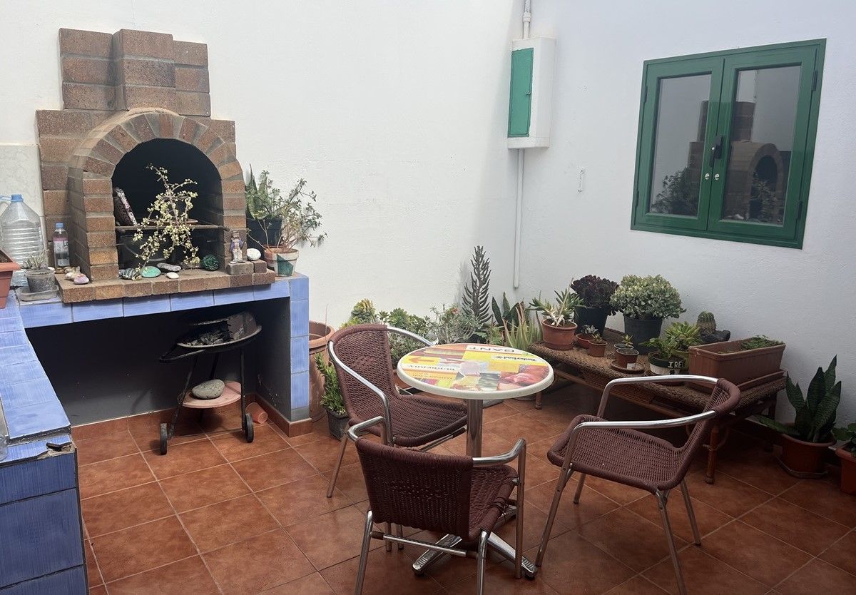 Patio interior de la casa de acogida en Lanzarote 