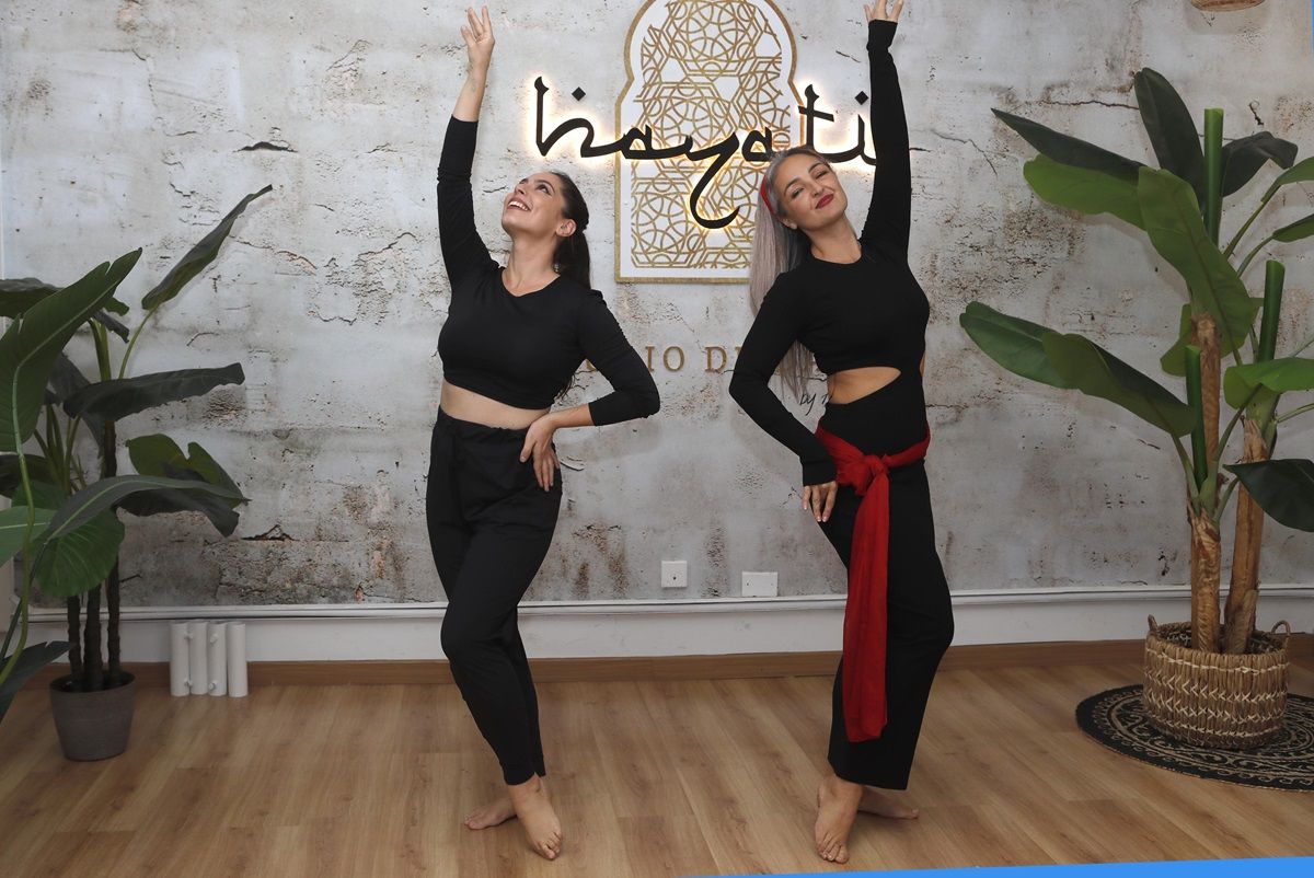 Las profesoras en su clase de danza oriental (José Luis Carrasco)