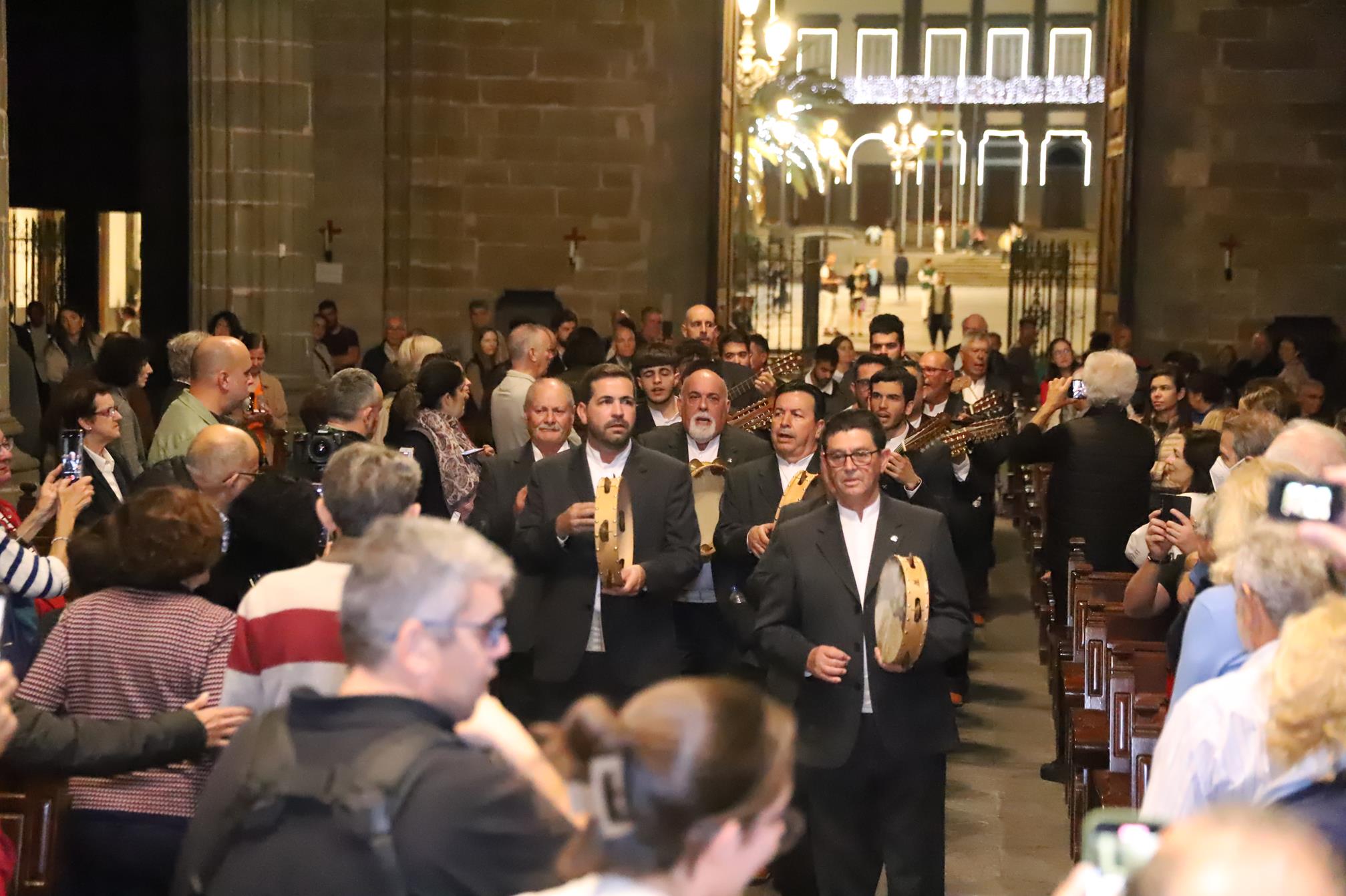 Rancho de Pascua de Tinajo en la Catedral de Santa Ana Rancho de Pascua de Tinajo en la Catedral de Santa Ana