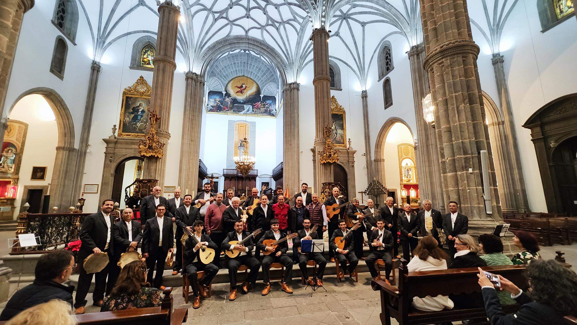 Rancho de Pascua de Tinajo en la Catedral de Santa Ana Rancho de Pascua de Tinajo en la Catedral de Santa Ana