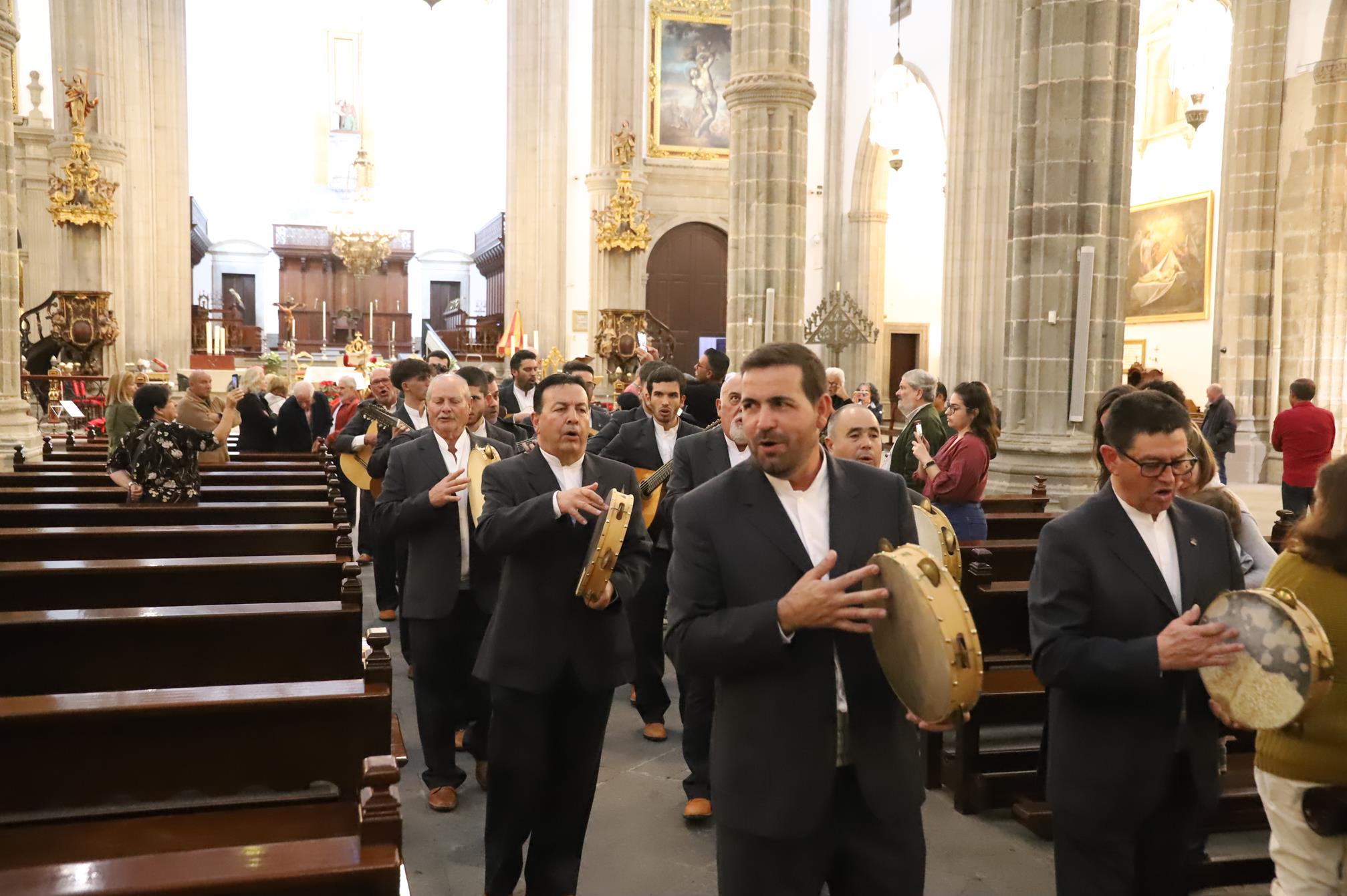 Rancho de Pascua de Tinajo en la Catedral de Santa Ana Rancho de Pascua de Tinajo en la Catedral de Santa Ana