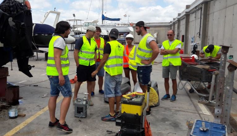 Cursos profesionales en Academia Náutica Lanzarote Bitácora