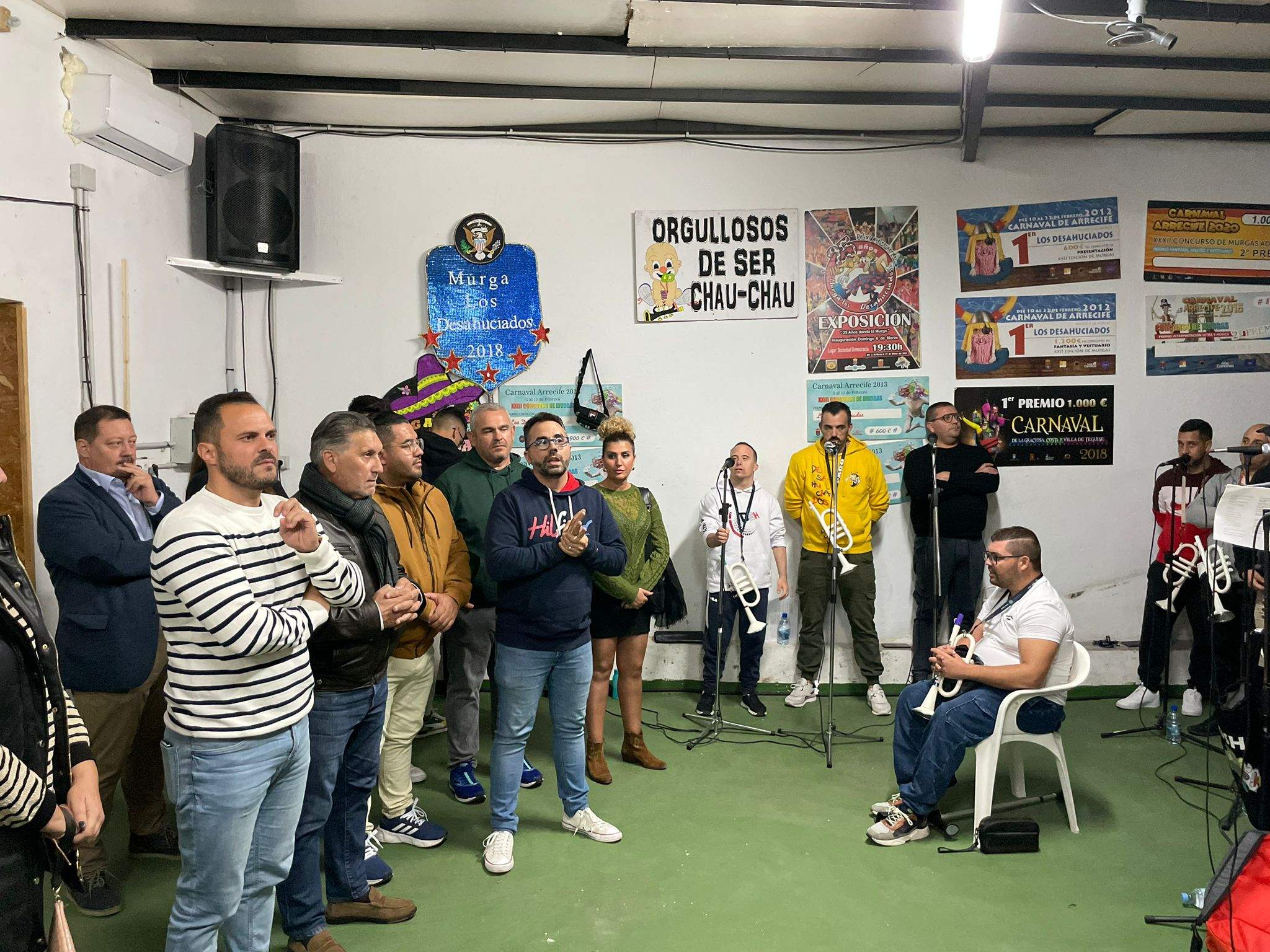 El Ayuntamiento de Arrecife realiza la primera visita a las murgas de la capital. Foto: Ayuntamiento de Arrecife.