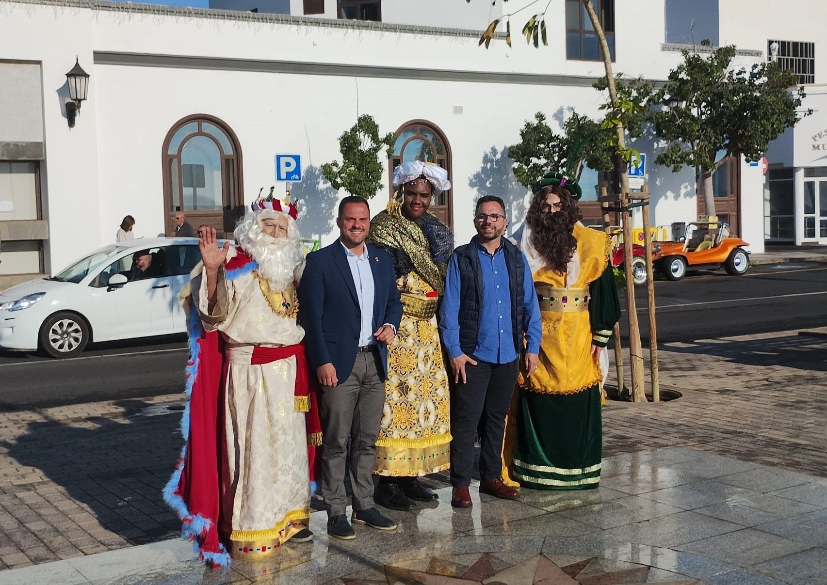 Los Reyes Magos reciben las llaves de Arrecife. Foto: Ayuntamiento de Arrecife. 