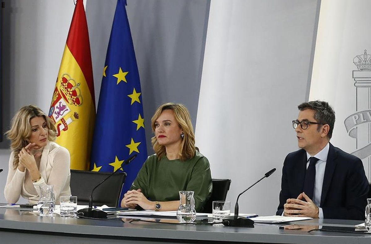 Los ministros Yolanda Díaz, Pilar Alegría y Félix Bolaños durante la rueda de prensa en que se anunció la reforma