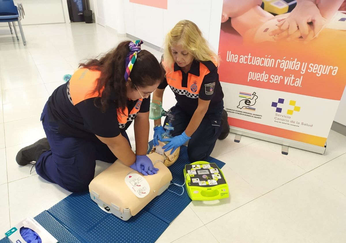 Taller de RCP a personal de Protección Civil