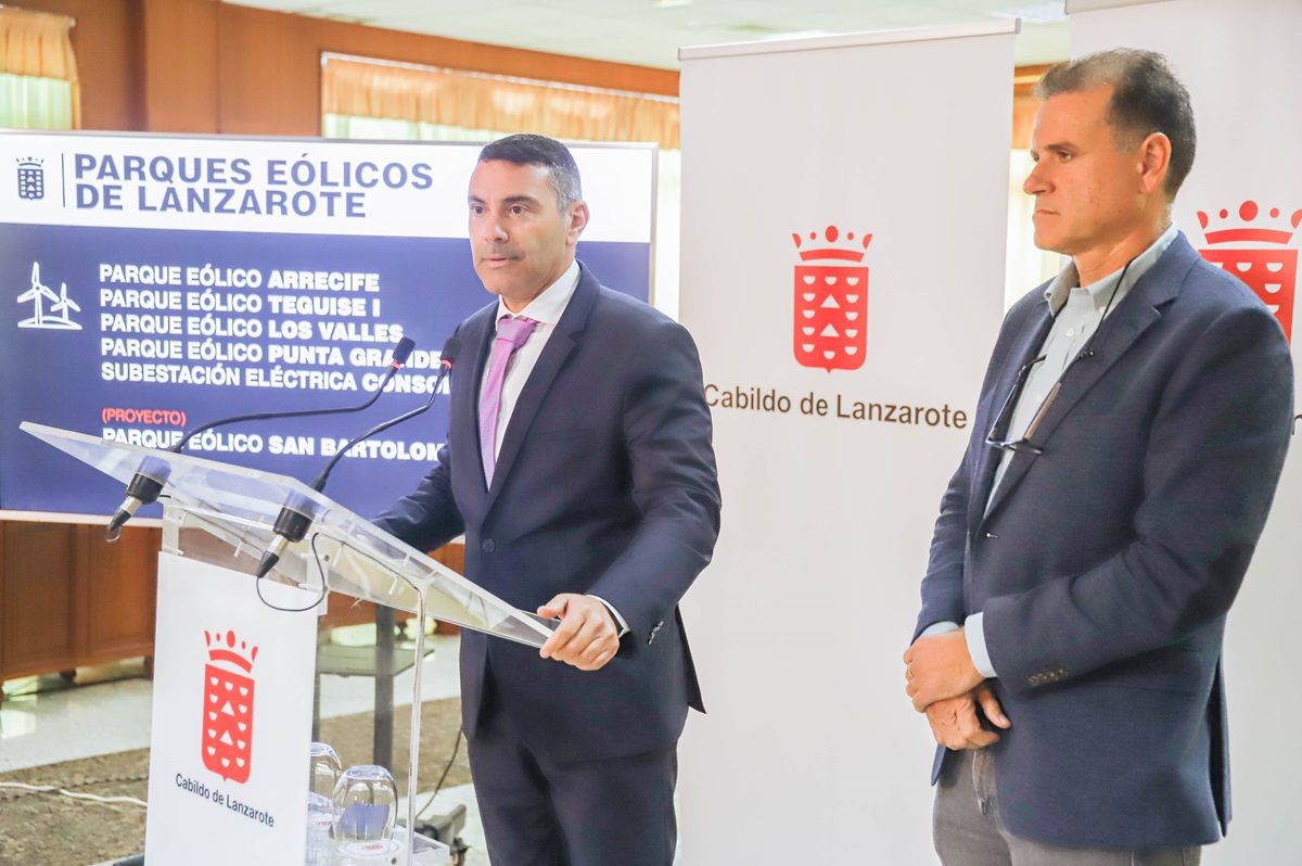 Oswaldo Betancort y Domingo Cejas durante la rueda de prensa este jueves