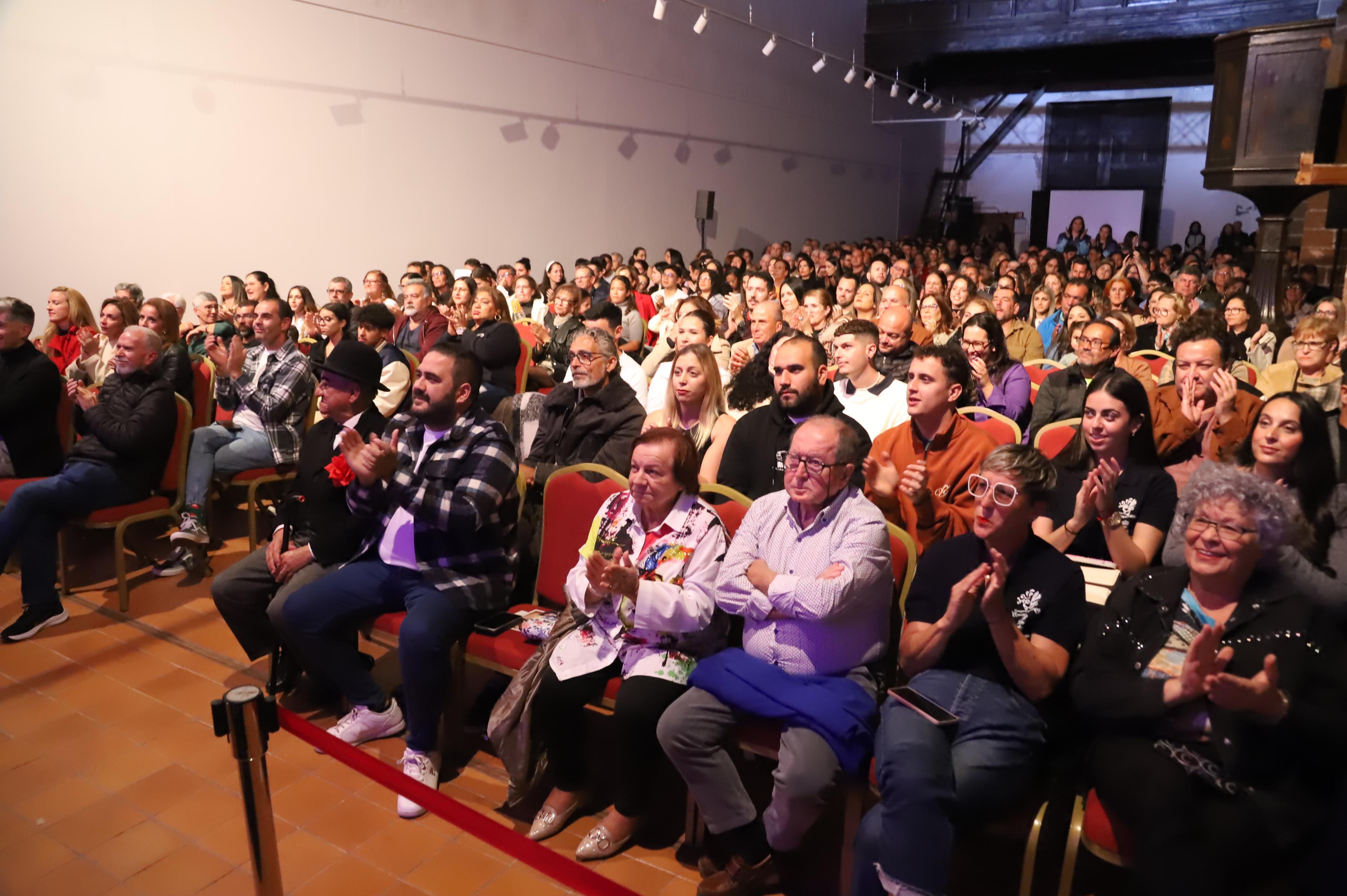 Presentación de la comparsa Los Cumbacheros, 2024 Presentación de la comparsa Los Cumbacheros, 2024